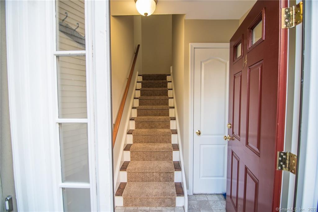 7 Seir Hill Road APT 14