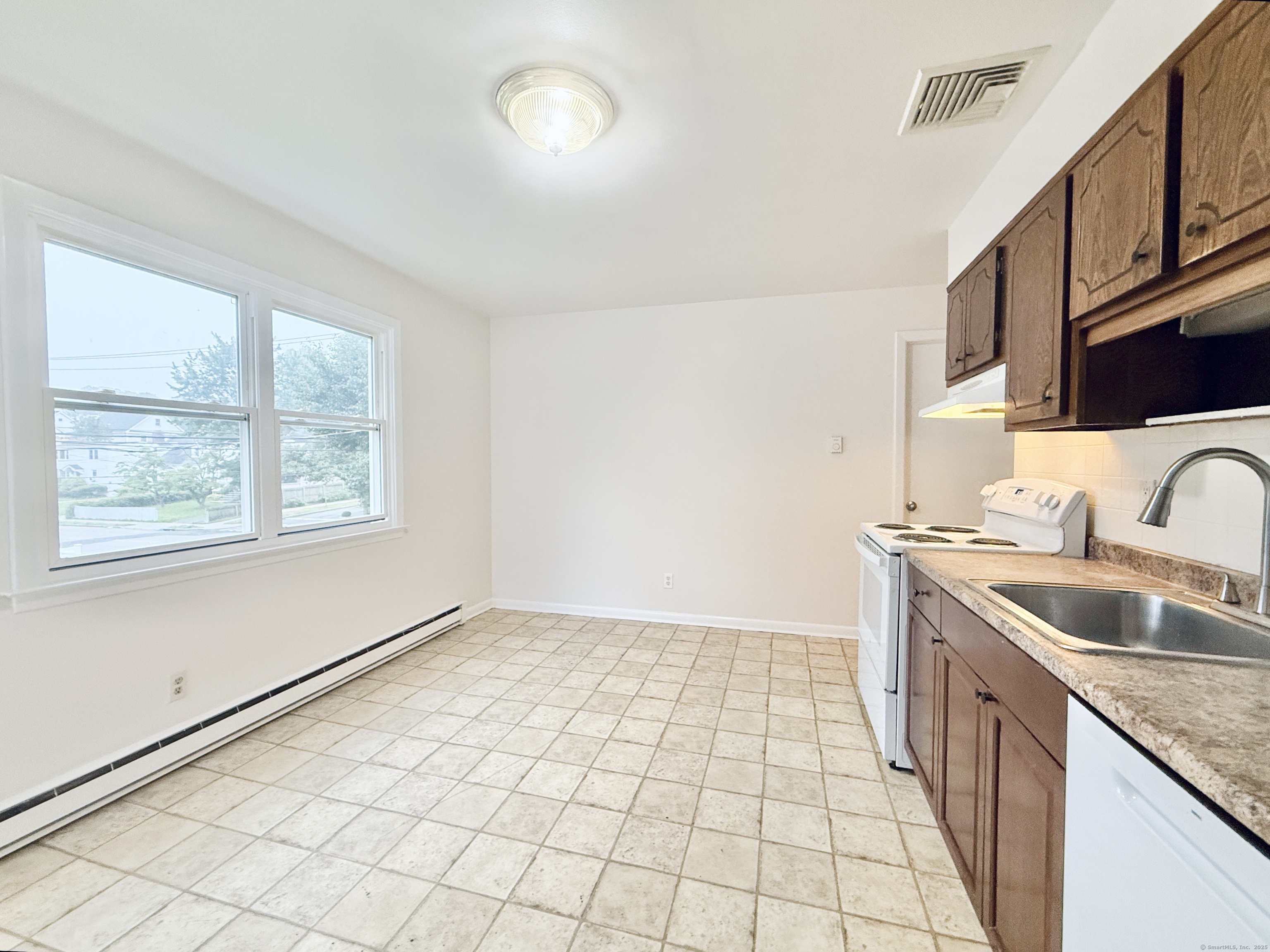 162 Seaside Avenue 2