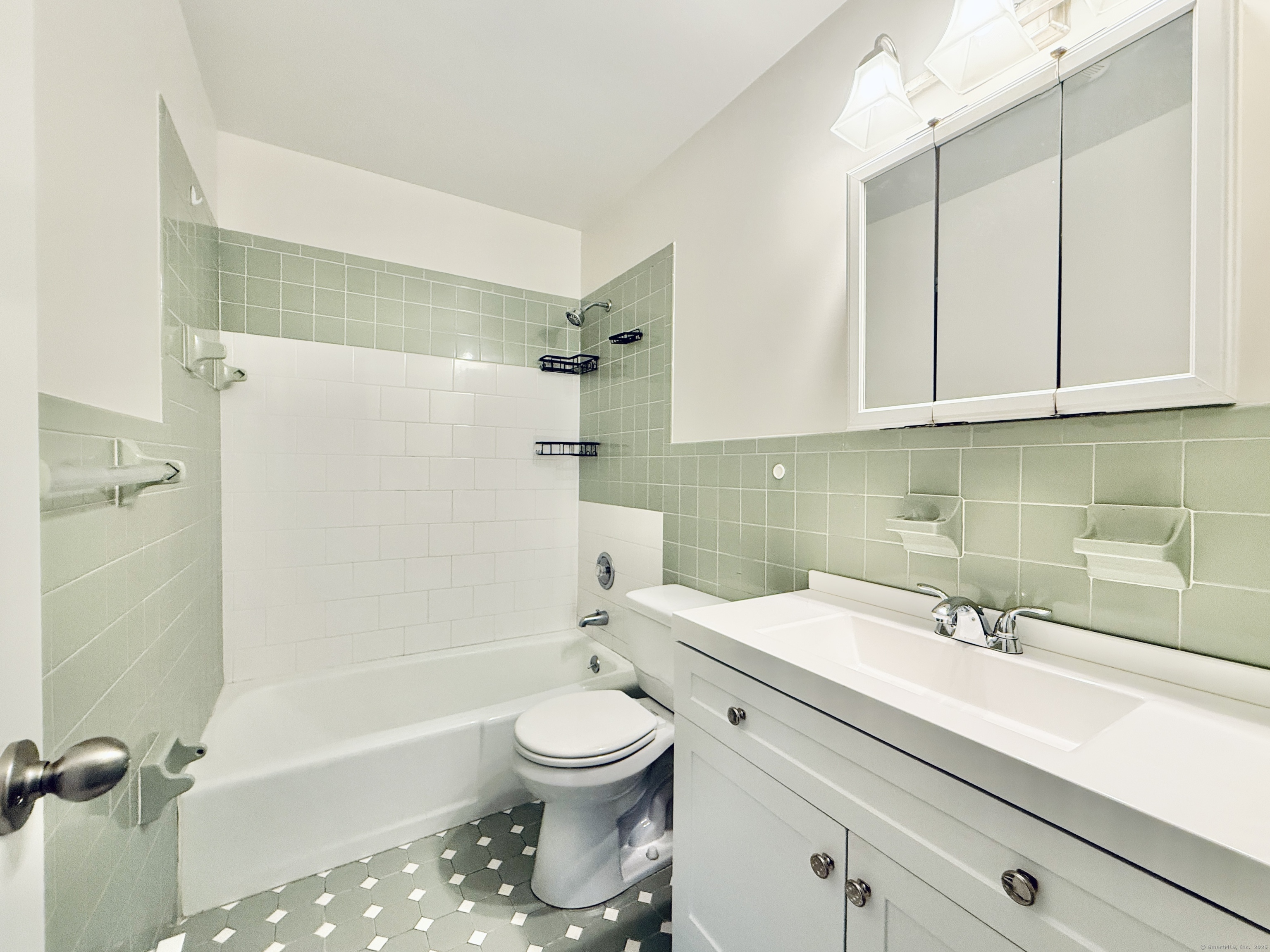 162 Seaside Avenue 2