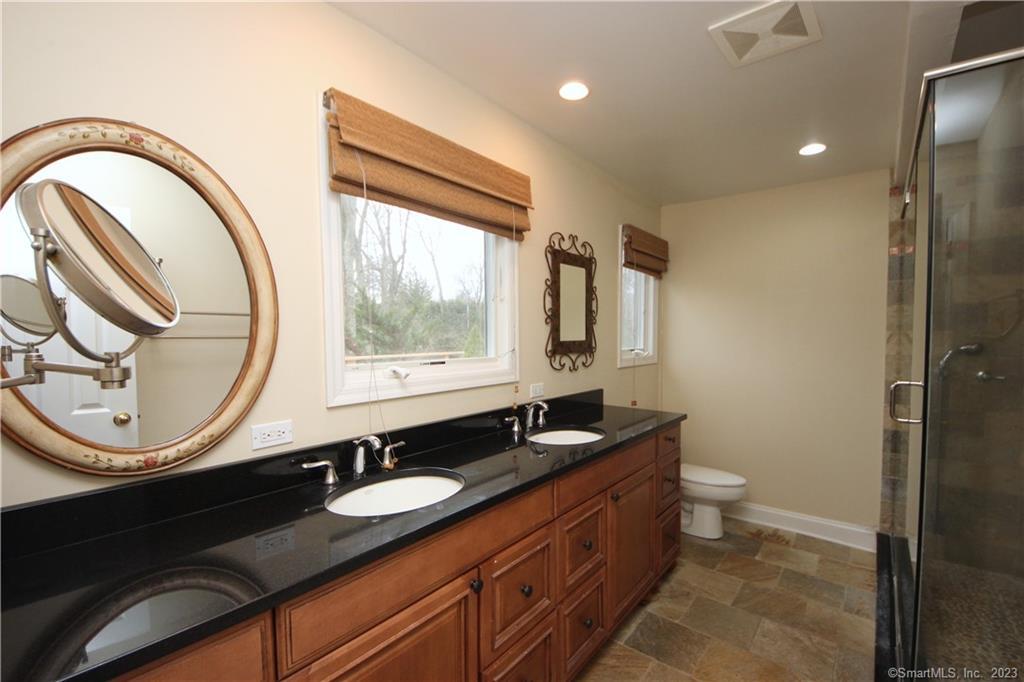 950 Rock Rimmon Road