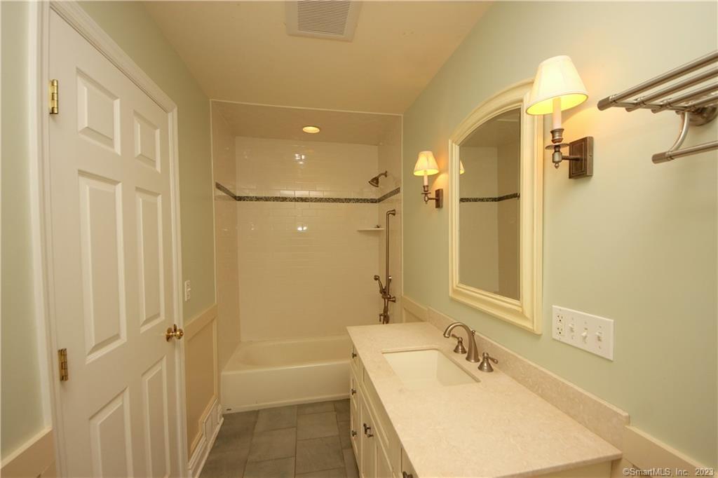 950 Rock Rimmon Road