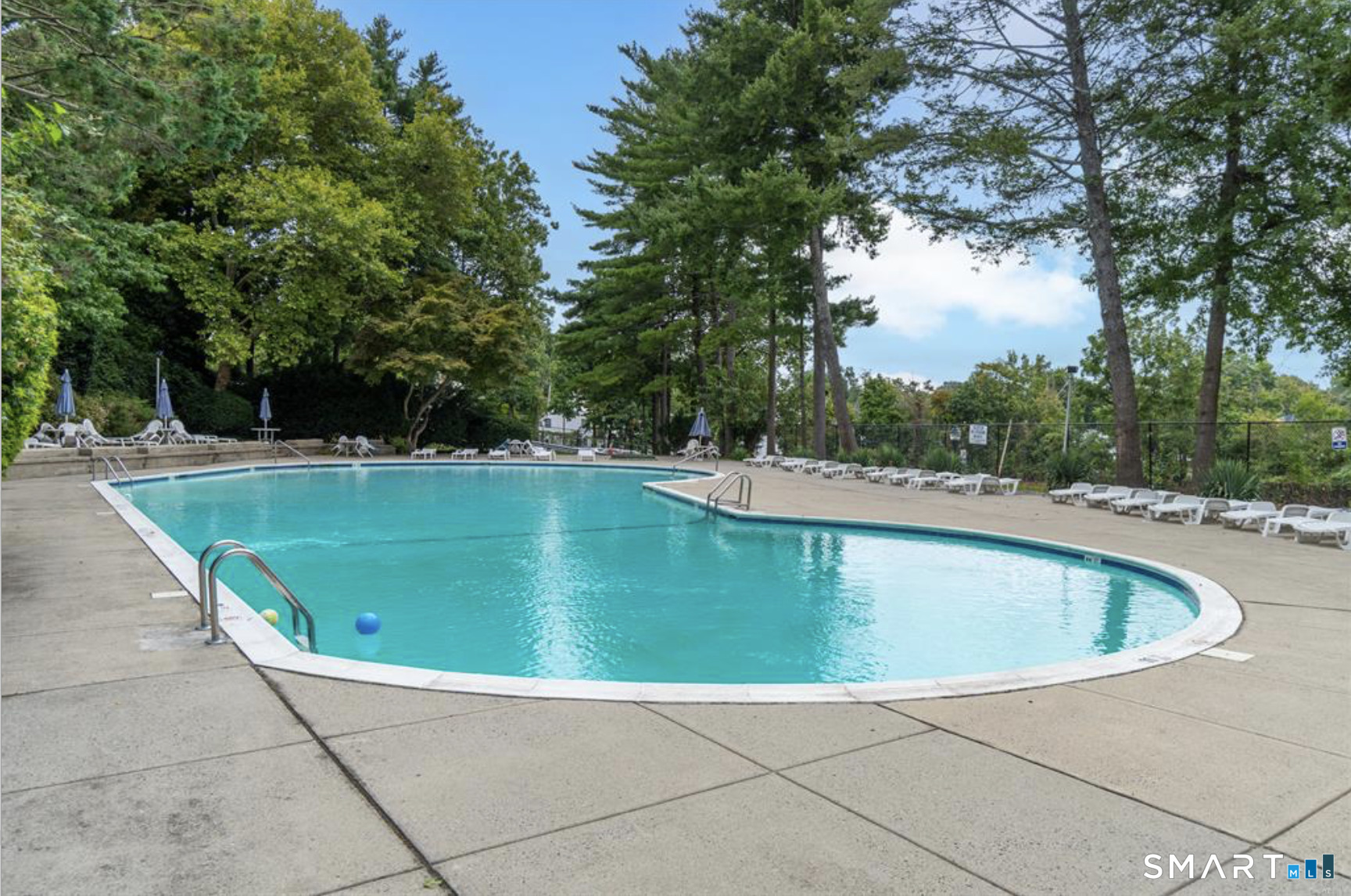 91 Strawberry Hill Avenue 334