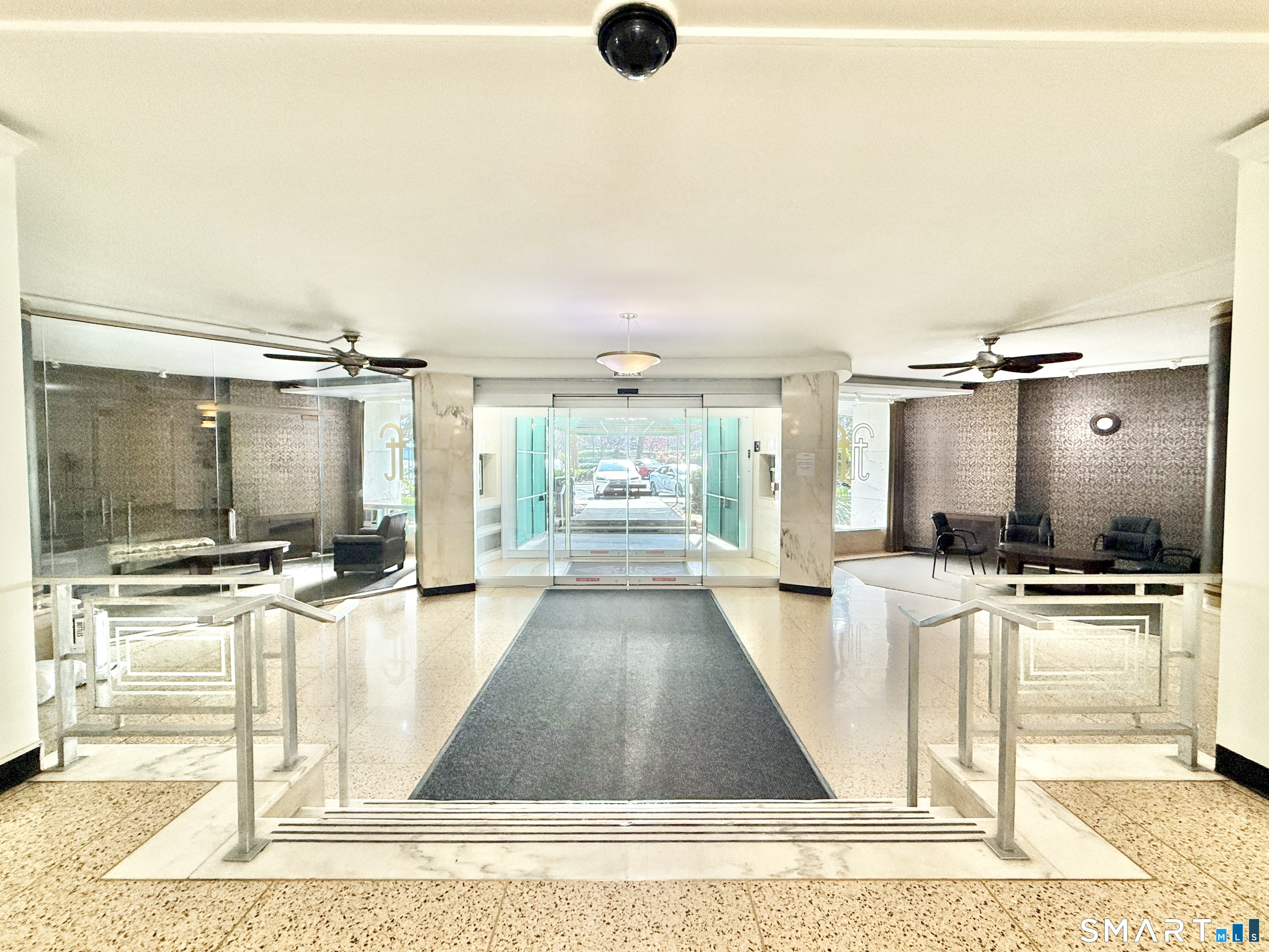 91 Strawberry Hill Avenue 334