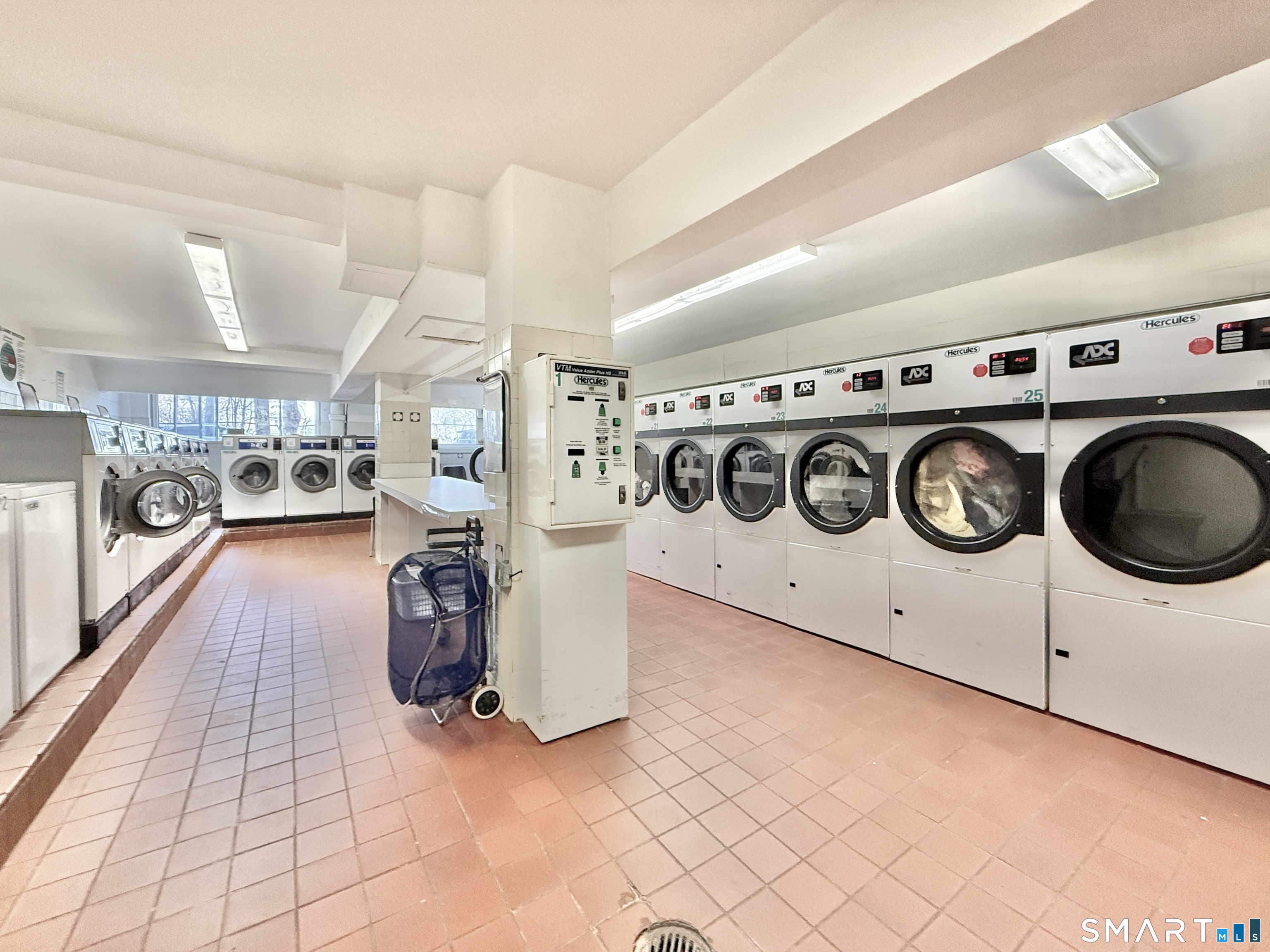 91 Strawberry Hill Avenue 334