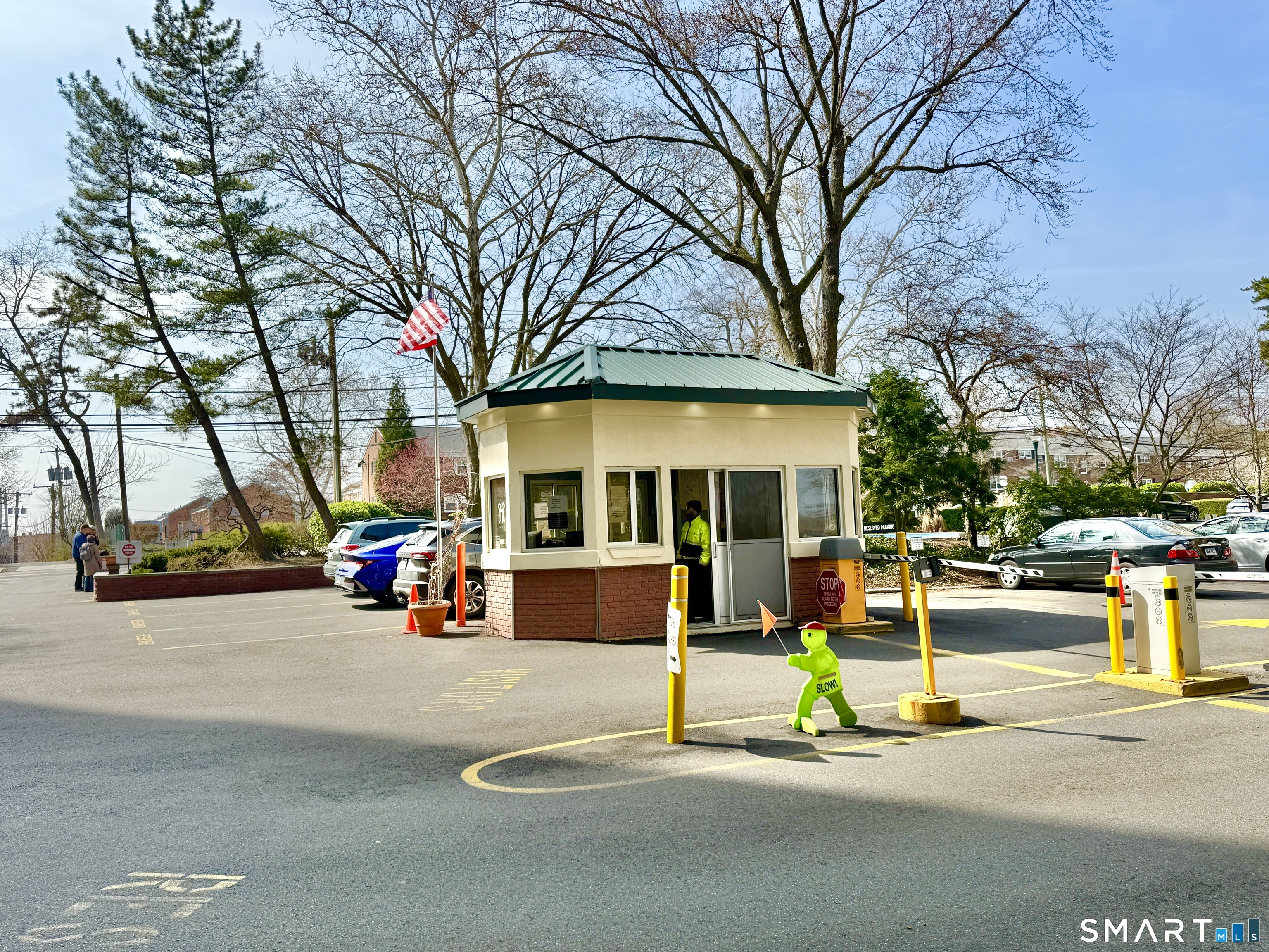 91 Strawberry Hill Avenue 334