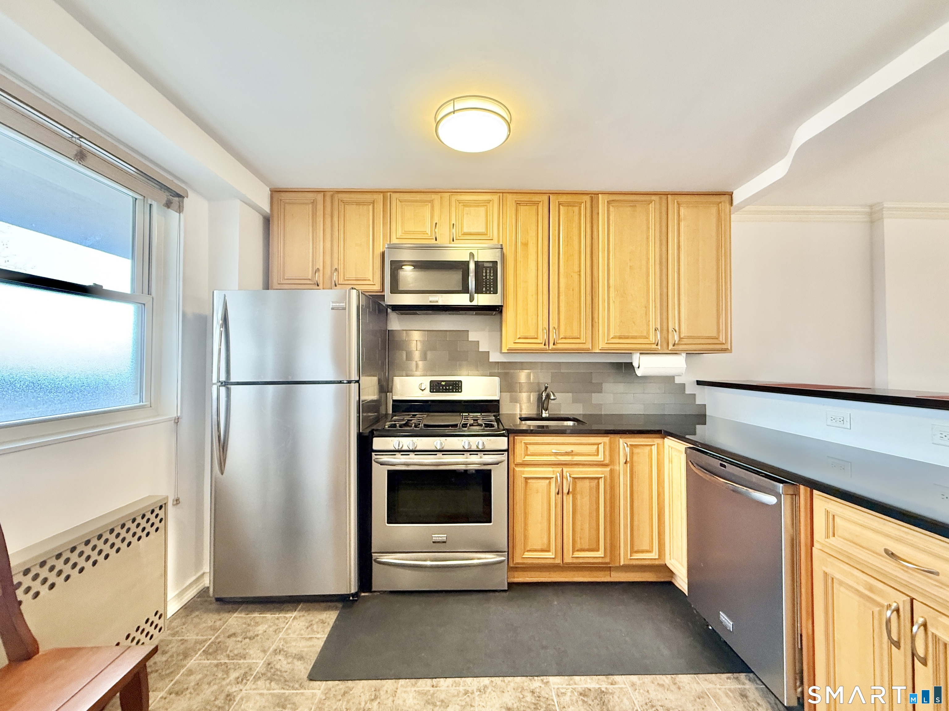 91 Strawberry Hill Avenue 334