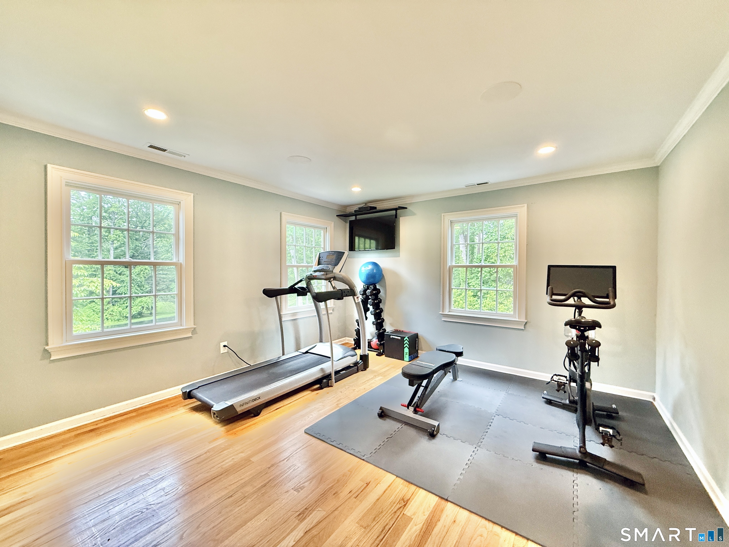 17 Danforth Drive