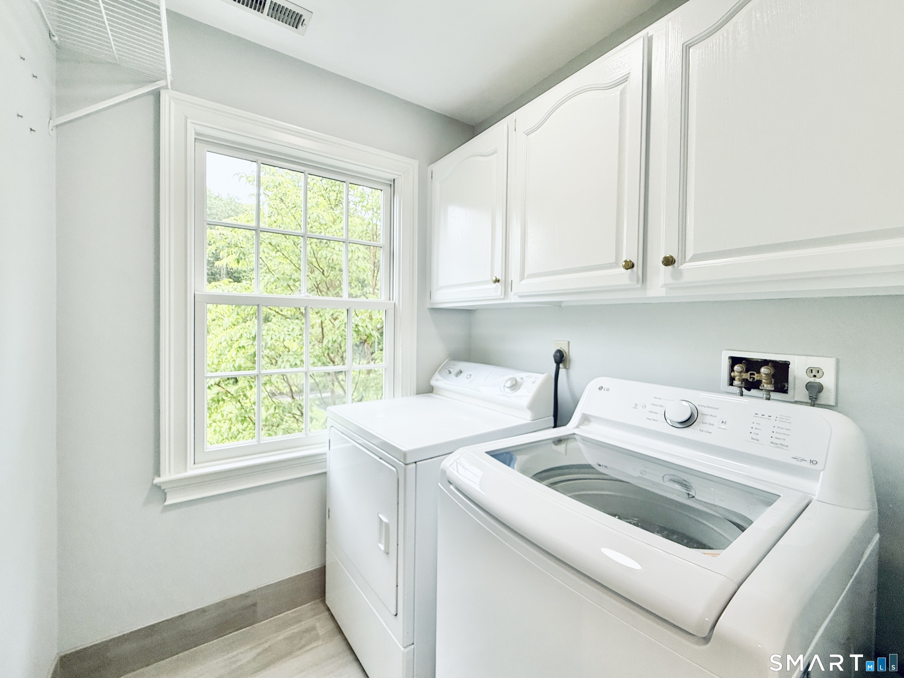 17 Danforth Drive