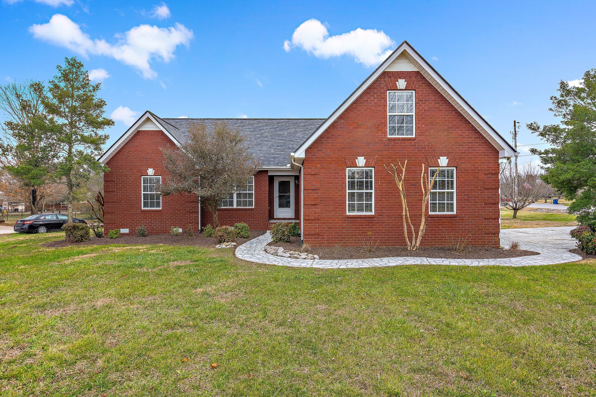 3013 Chapel Hills Dr