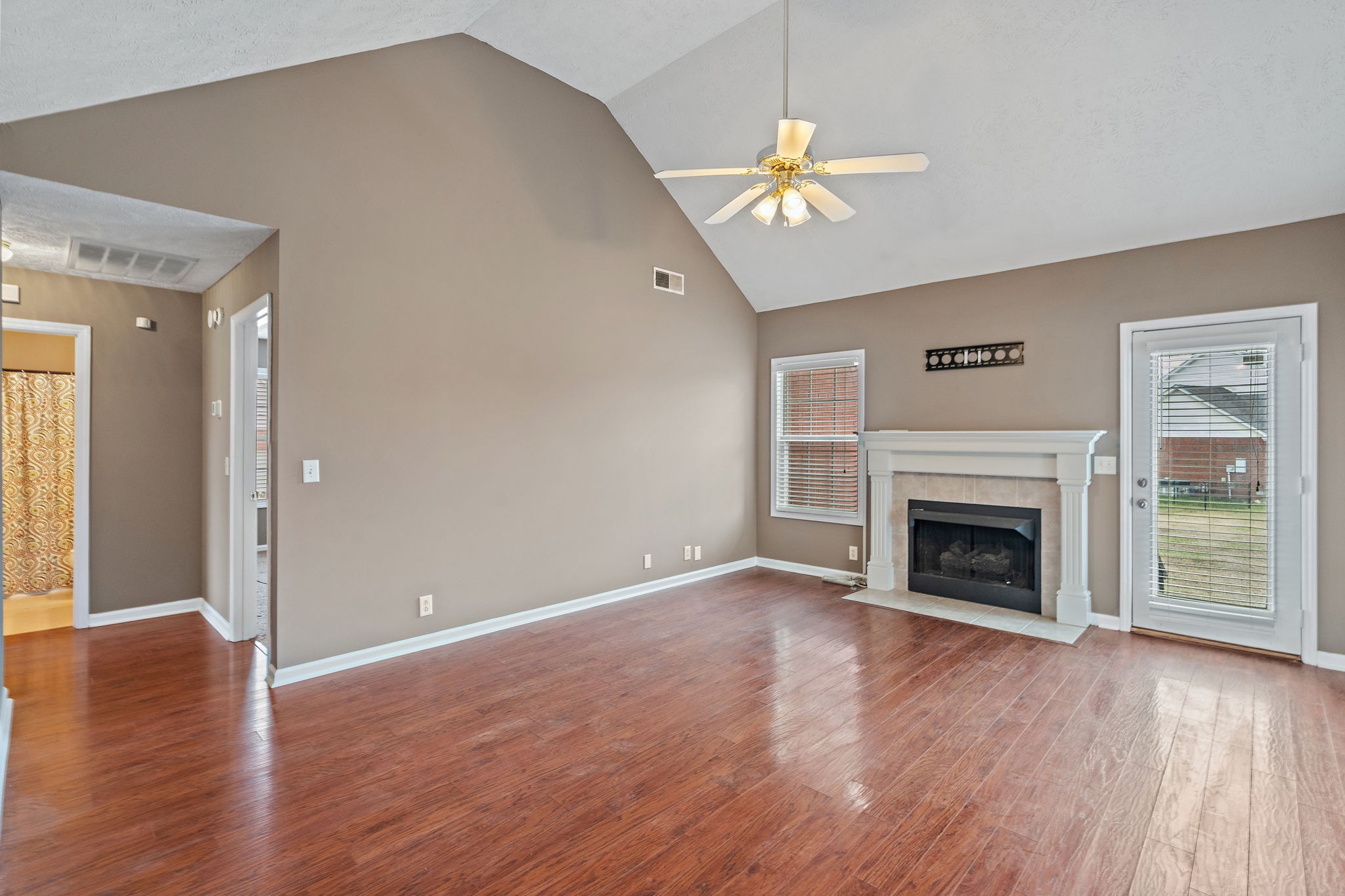 3013 Chapel Hills Dr