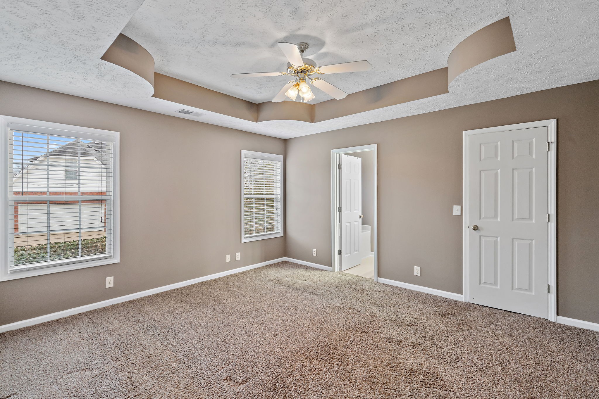 3013 Chapel Hills Dr