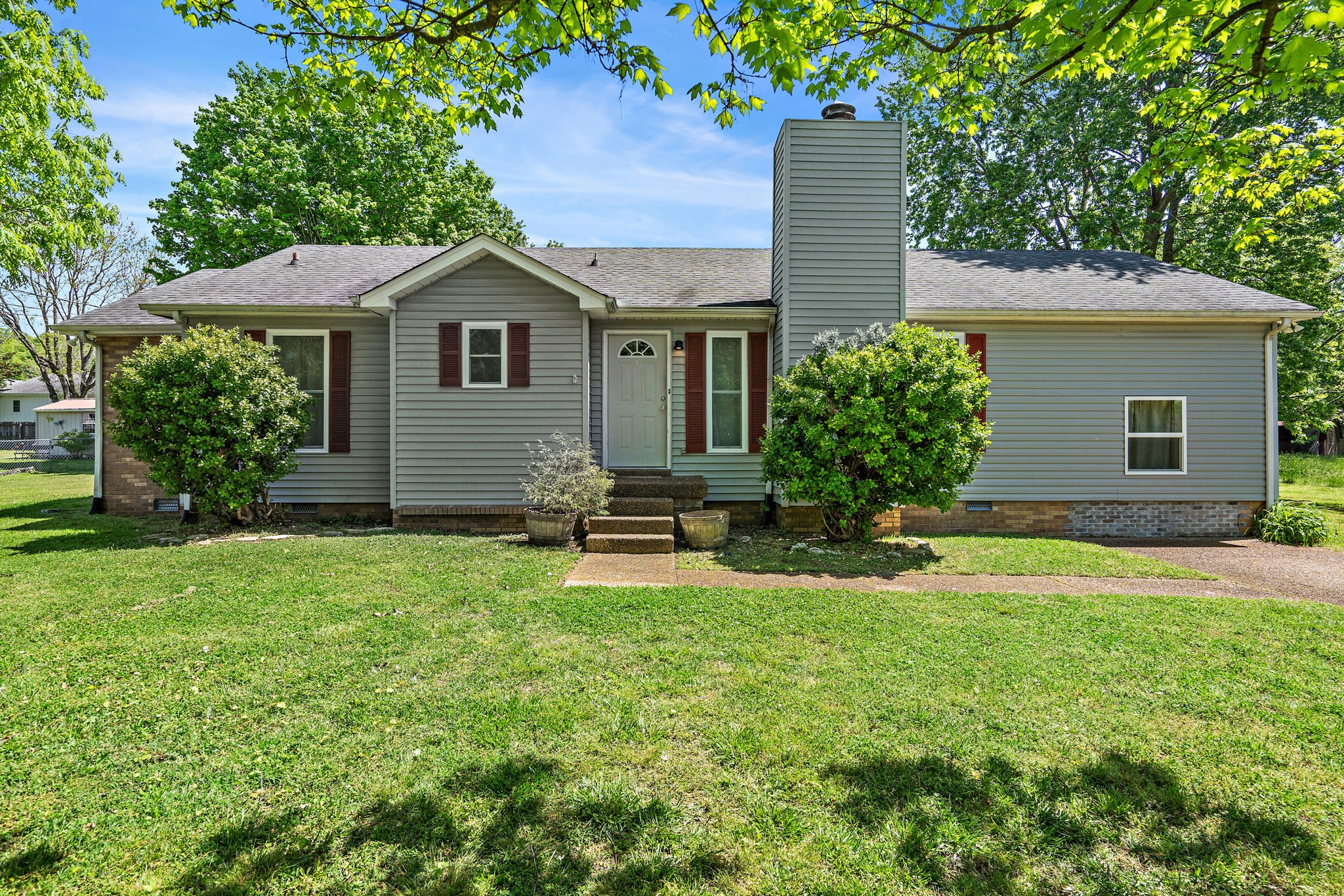 1005 Dortch Ln
