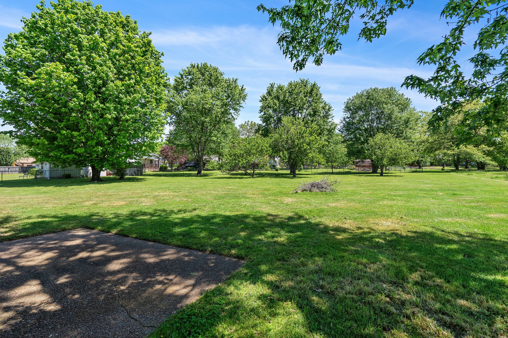 1005 Dortch Ln