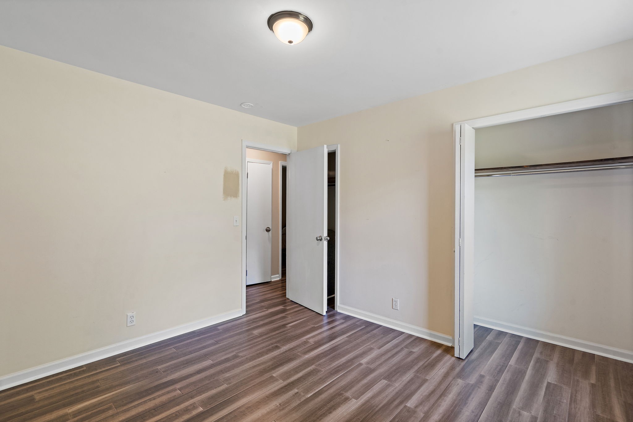 1005 Dortch Ln