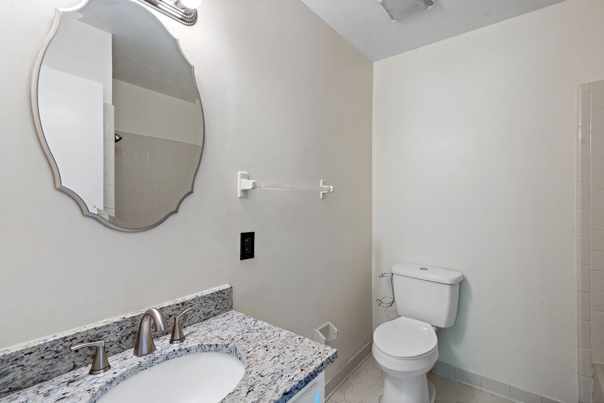 1005 Dortch Ln