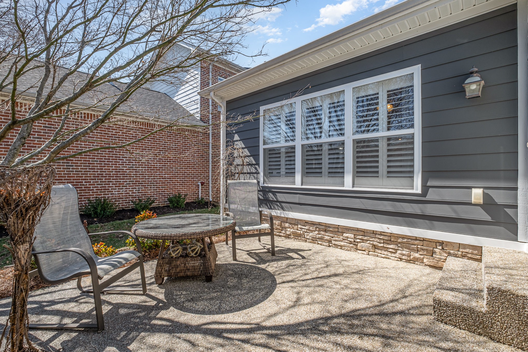 112 Delta Blvd