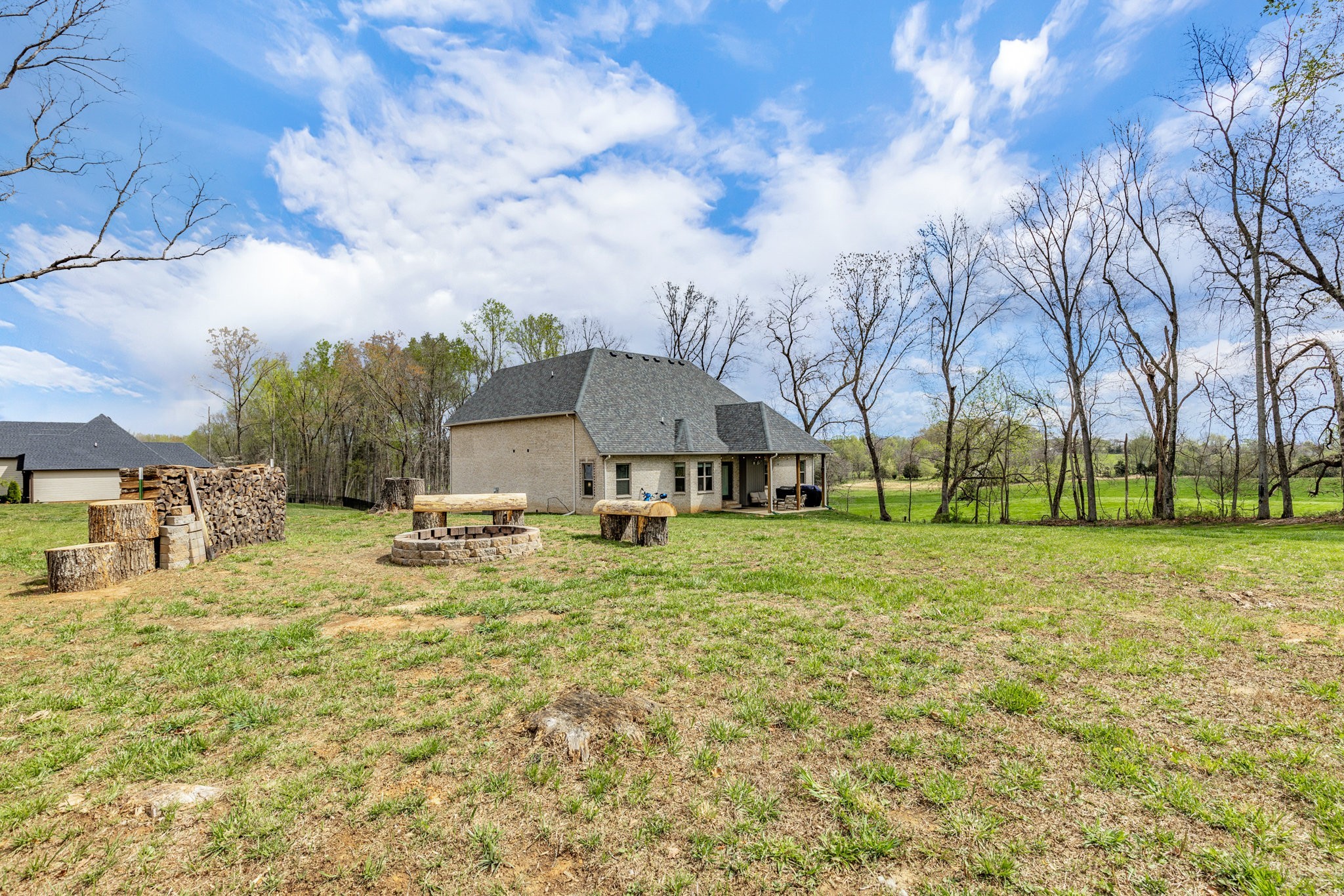 594 Bumblebee Way