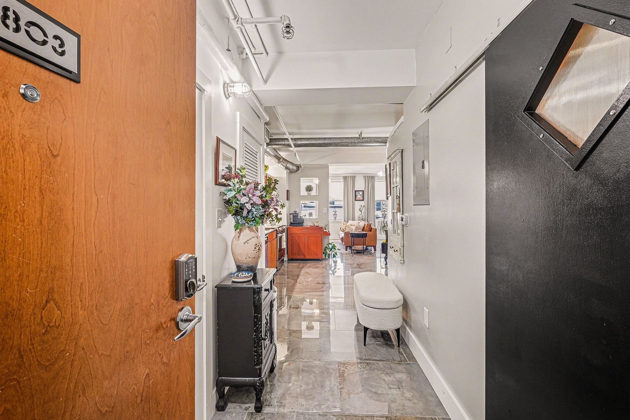 700 Church St Unit: 803