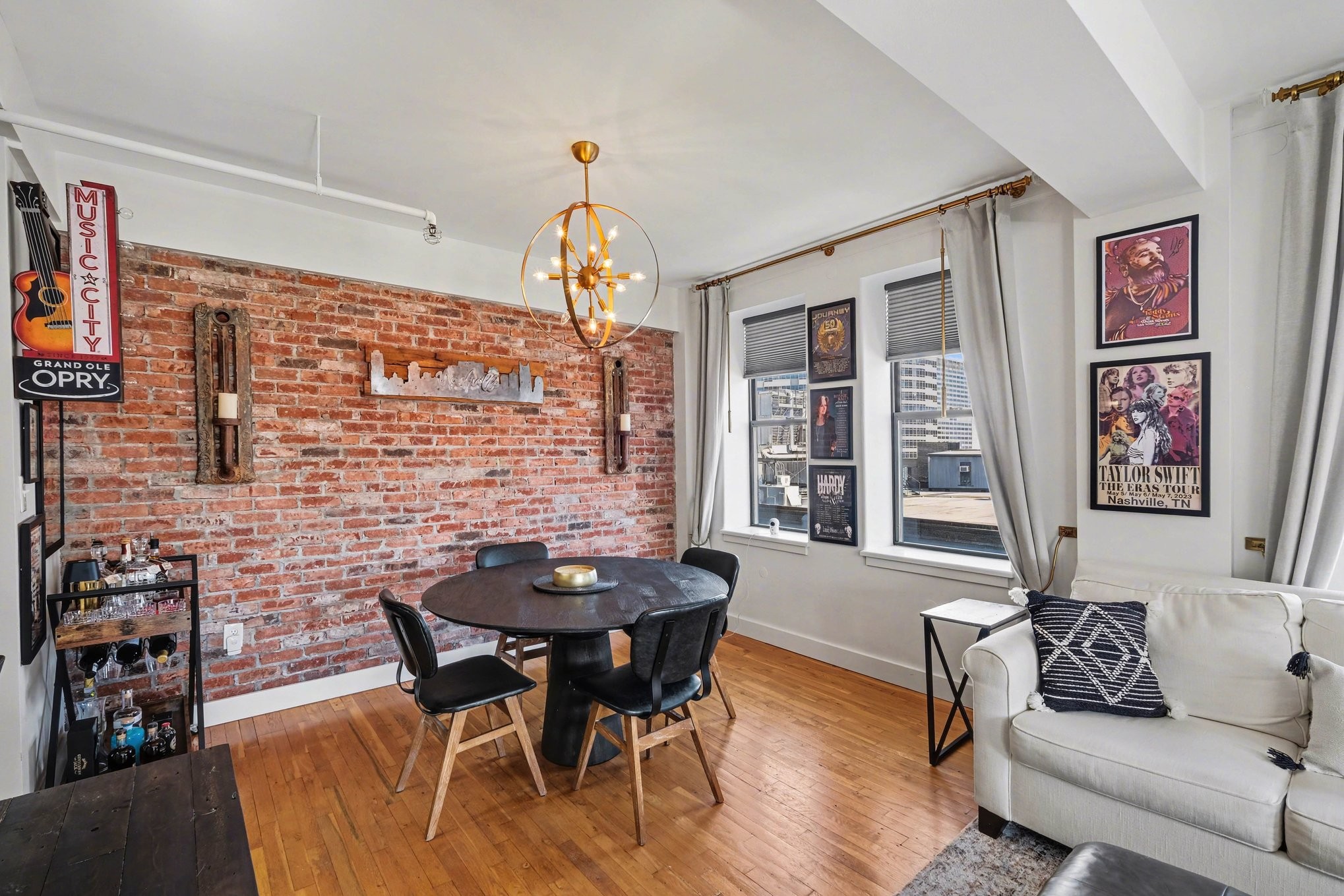 700 Church St Unit: 802