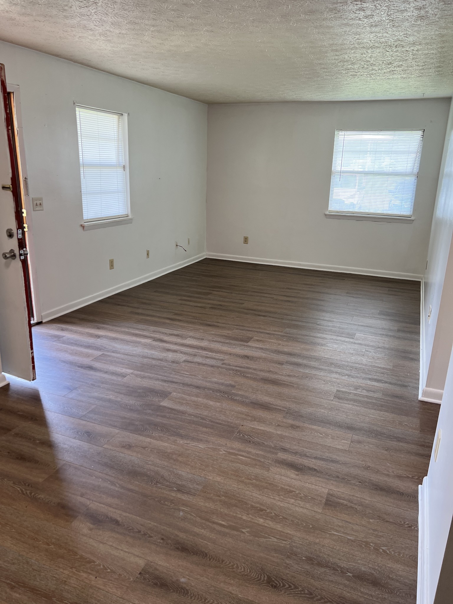 113 Hillview Apartments Dr Unit: 9