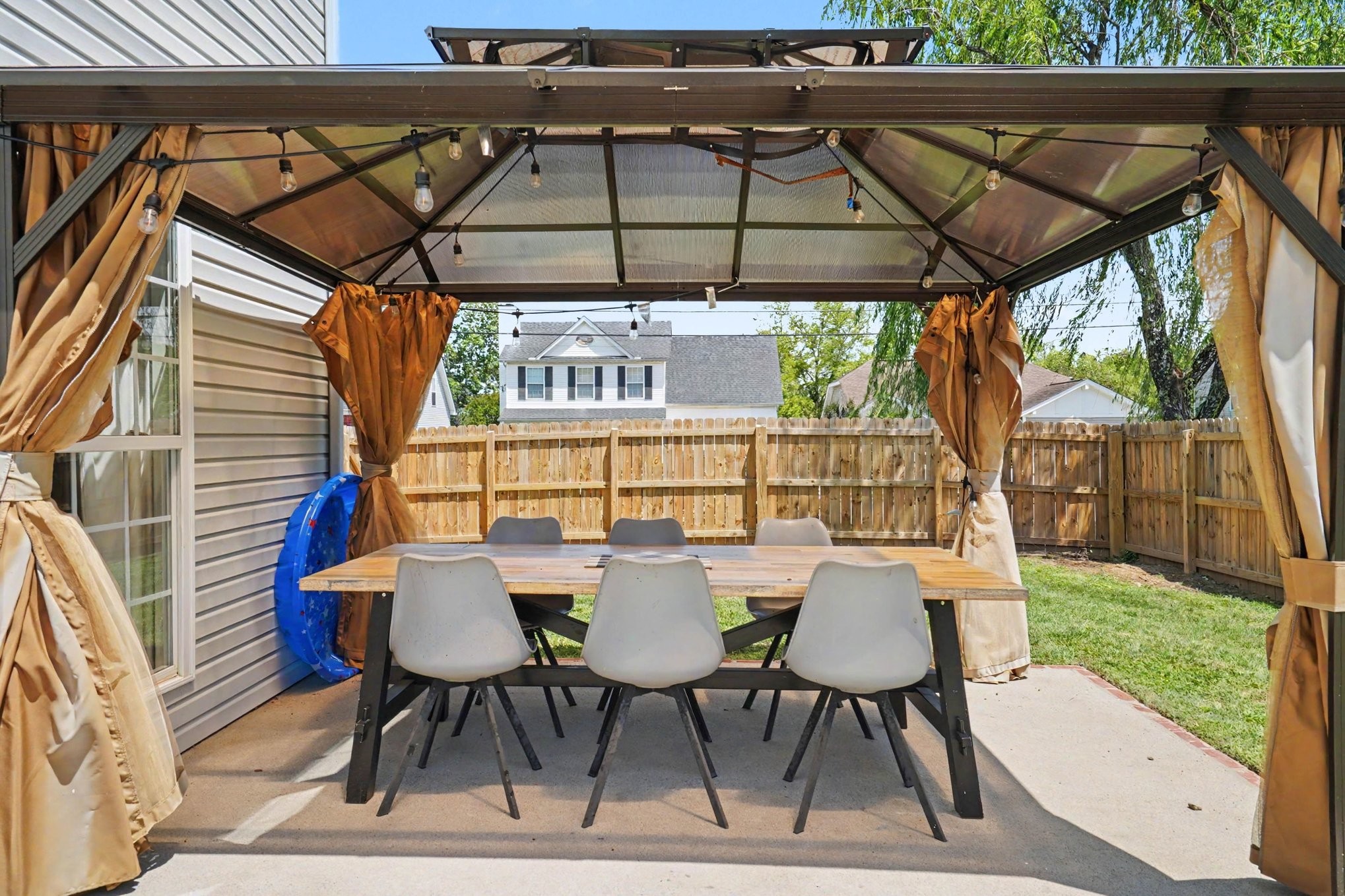 2150 Blake Dr