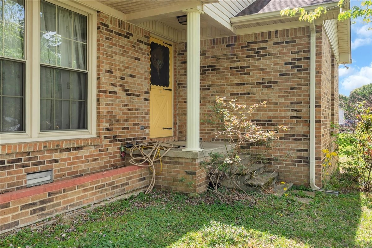 283 Pine Grove Rd
