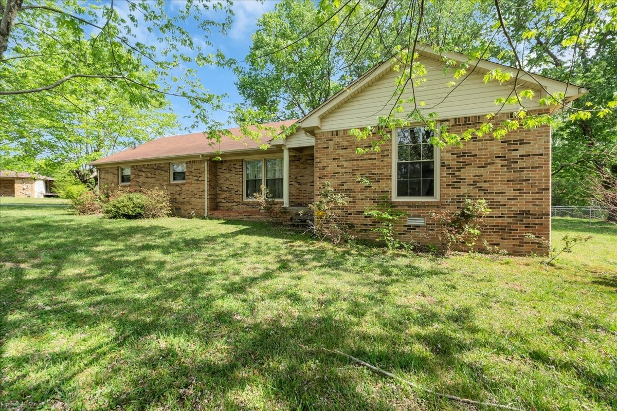 283 Pine Grove Rd
