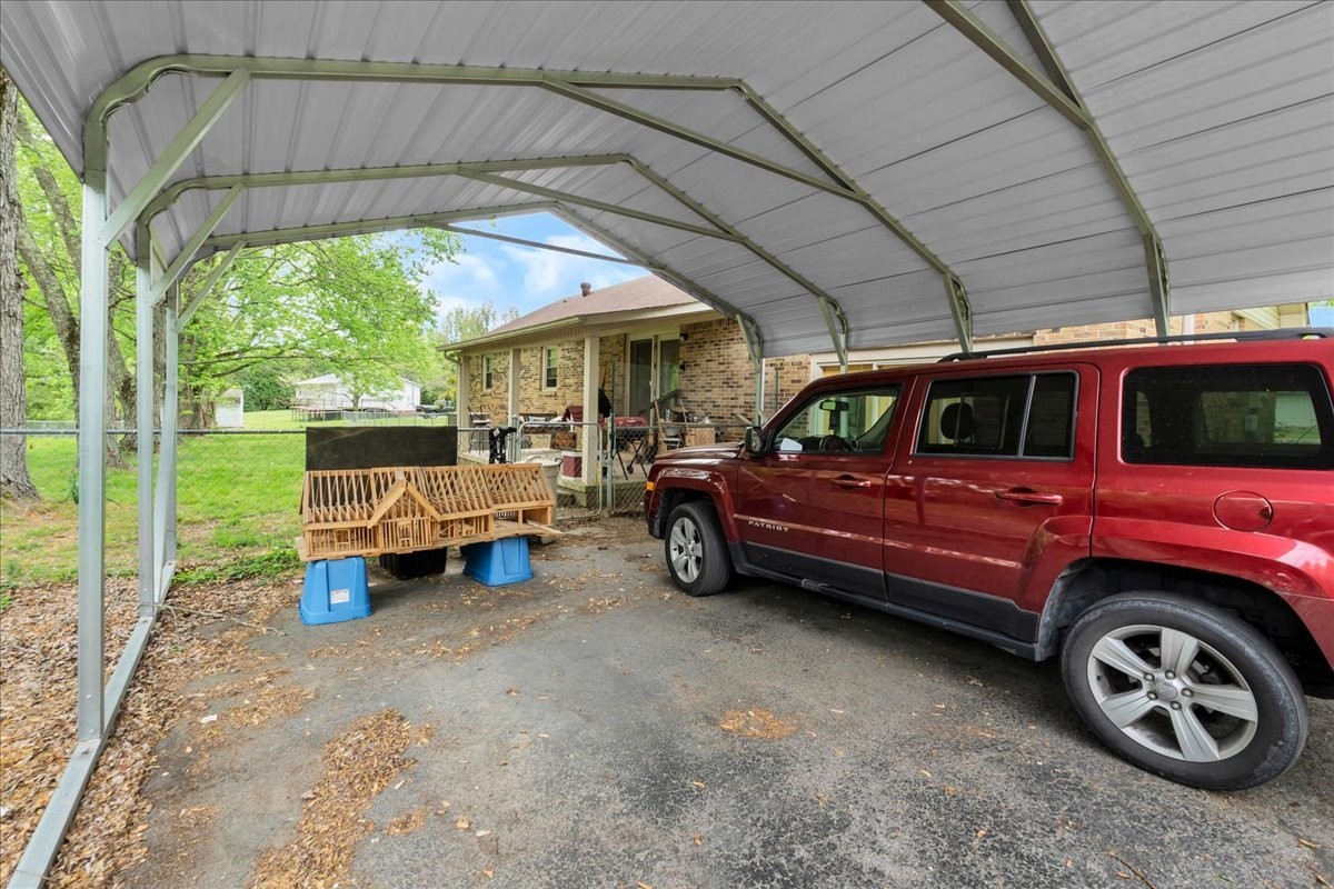 283 Pine Grove Rd