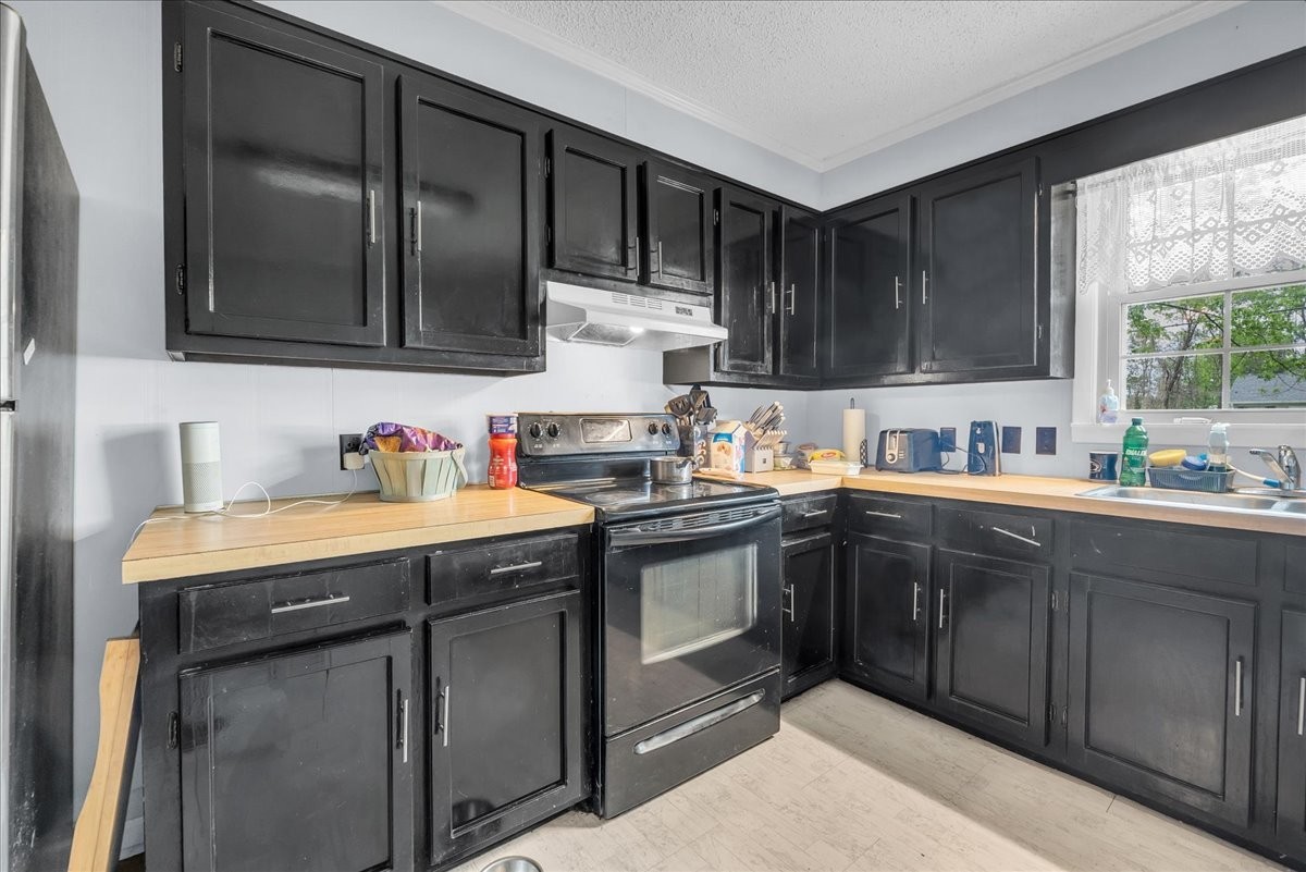 283 Pine Grove Rd