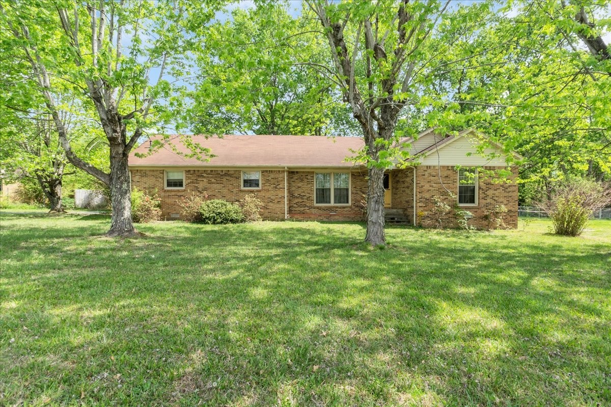 283 Pine Grove Rd