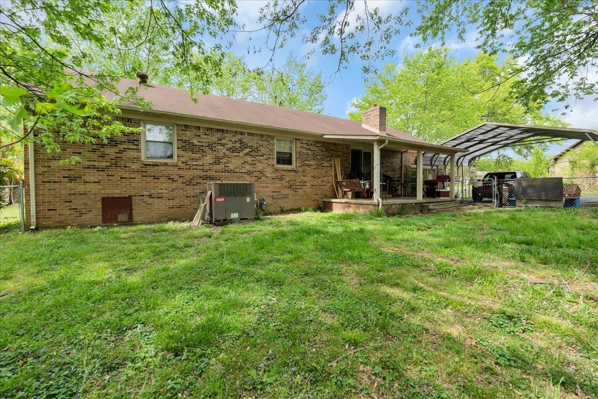 283 Pine Grove Rd