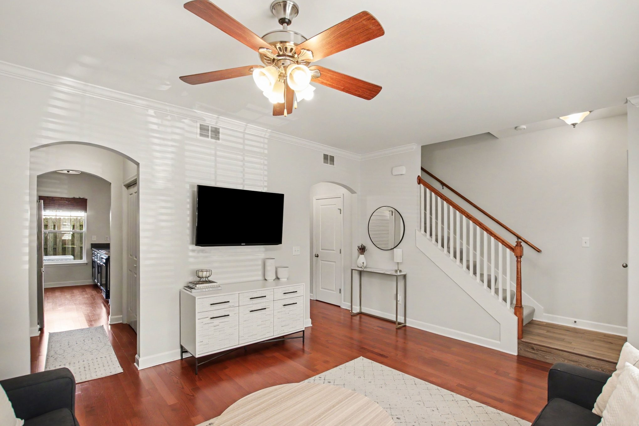 553 Rosedale Ave Unit: 128