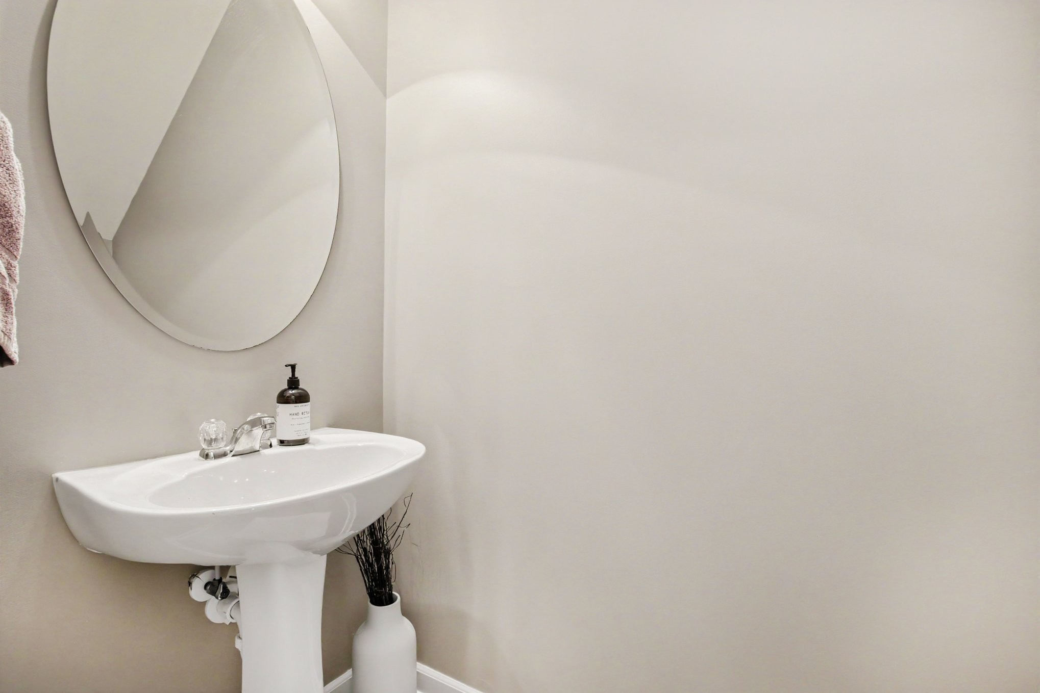 553 Rosedale Ave Unit: 128