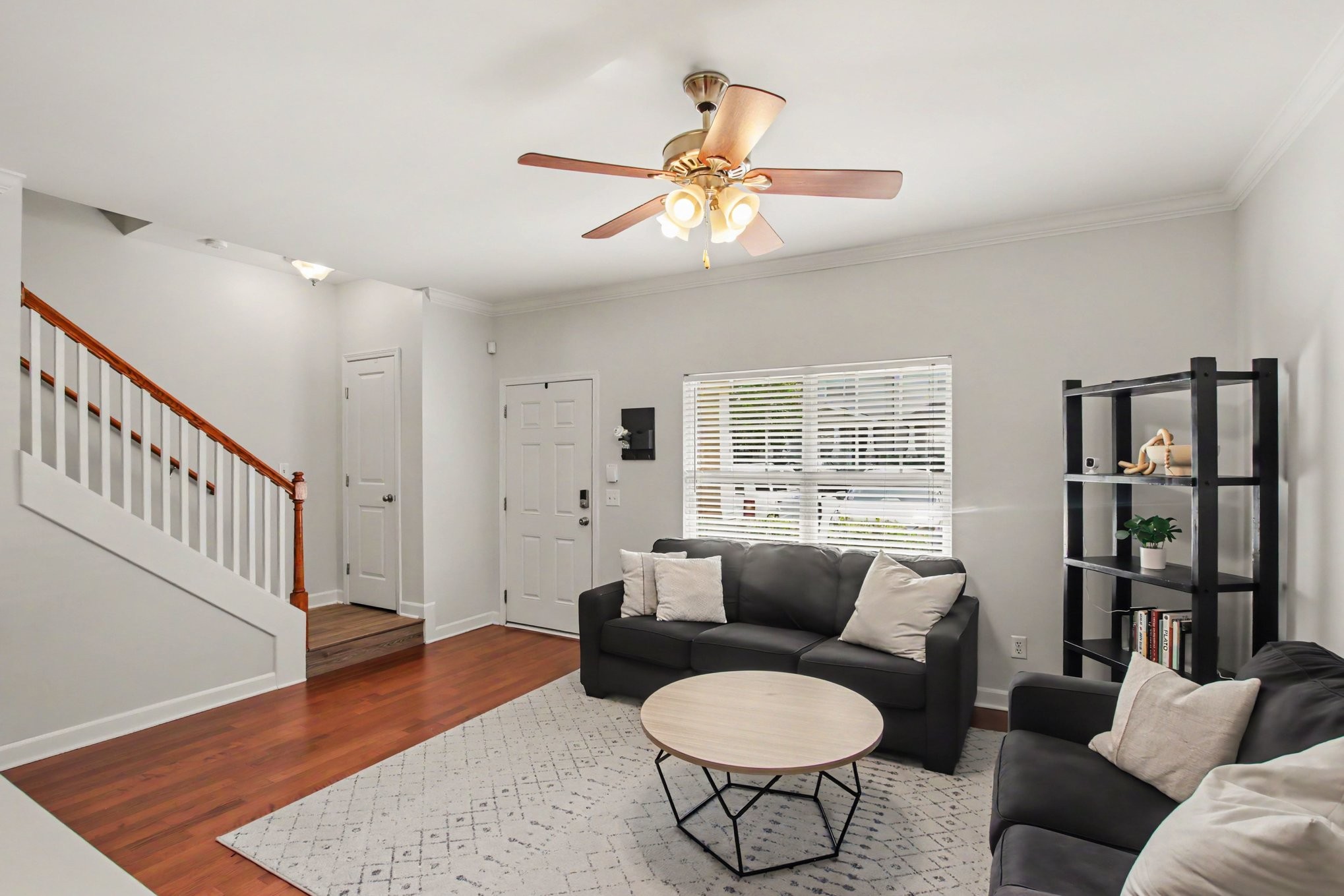 553 Rosedale Ave Unit: 128