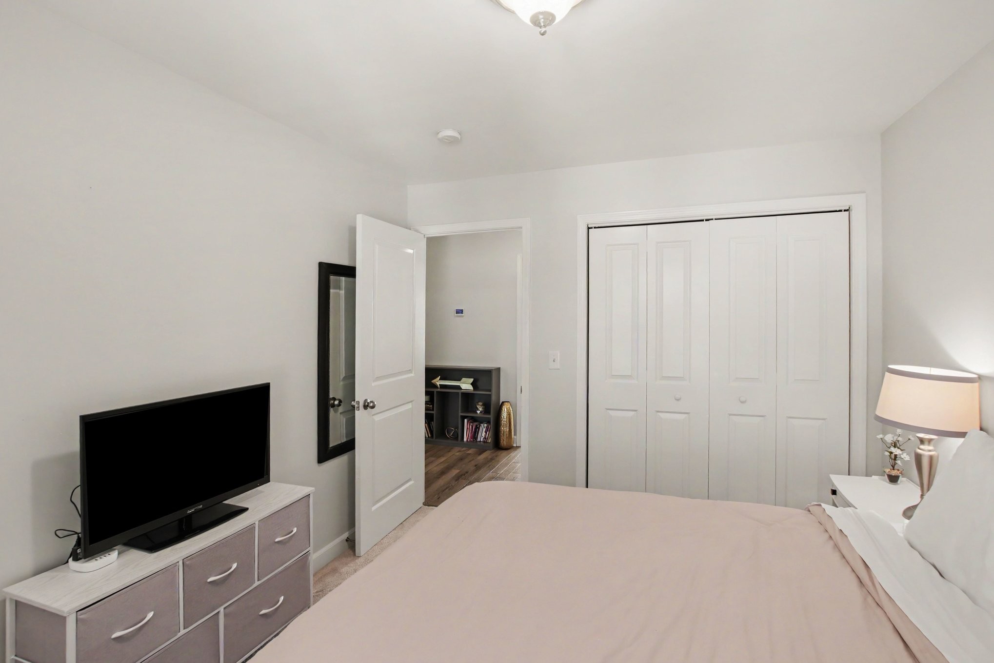553 Rosedale Ave Unit: 128