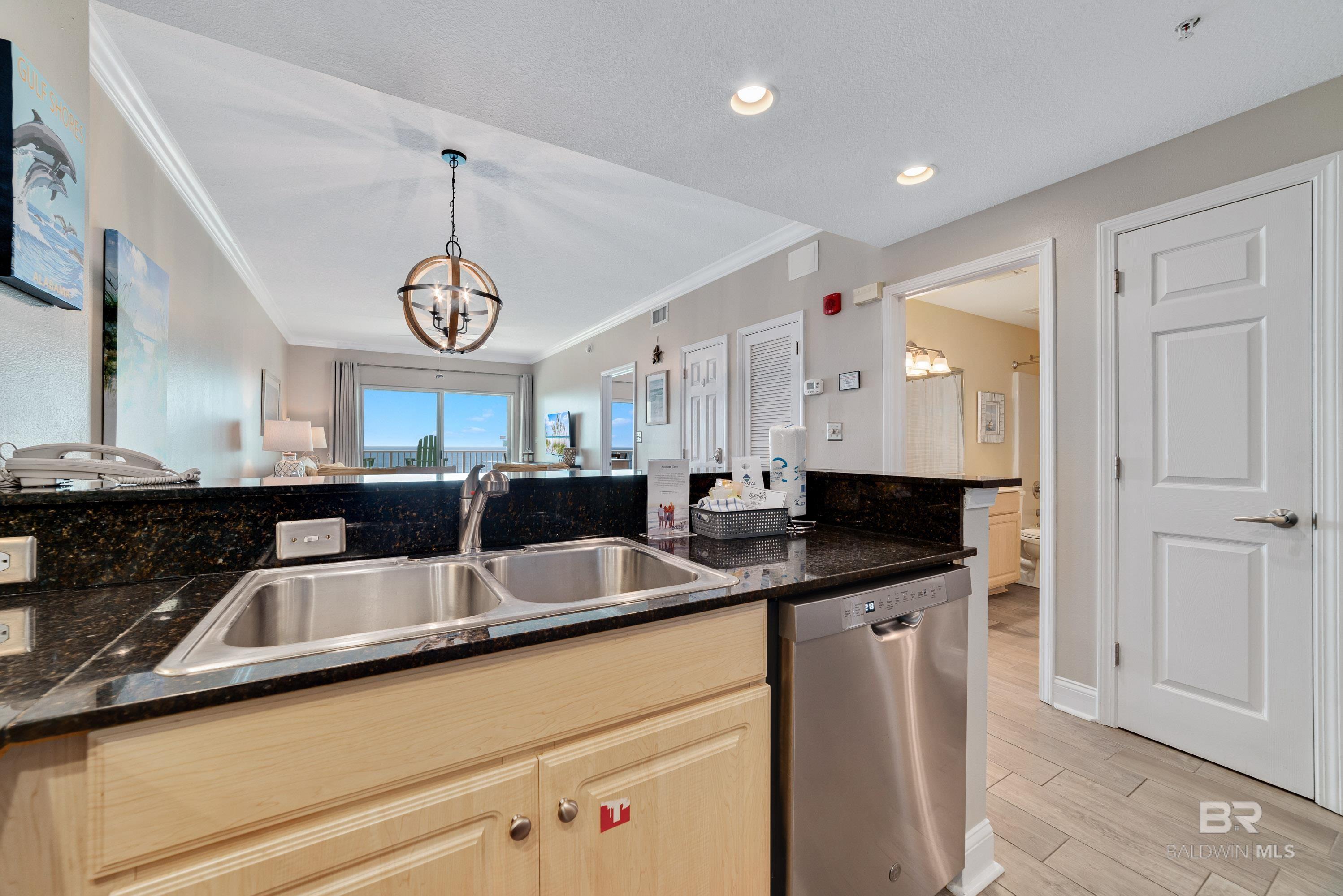 921 W Beach Boulevard 1106