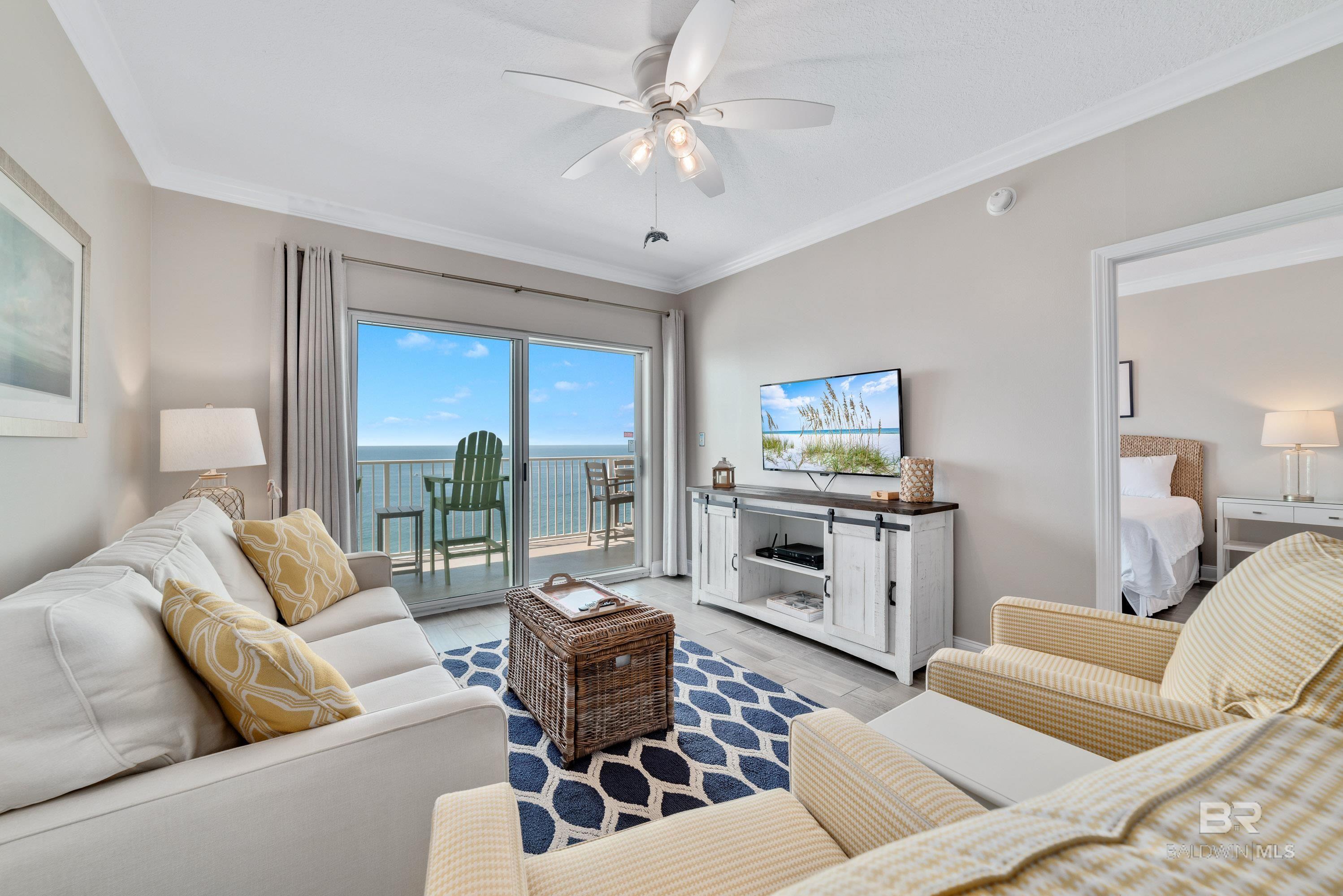 921 W Beach Boulevard 1106