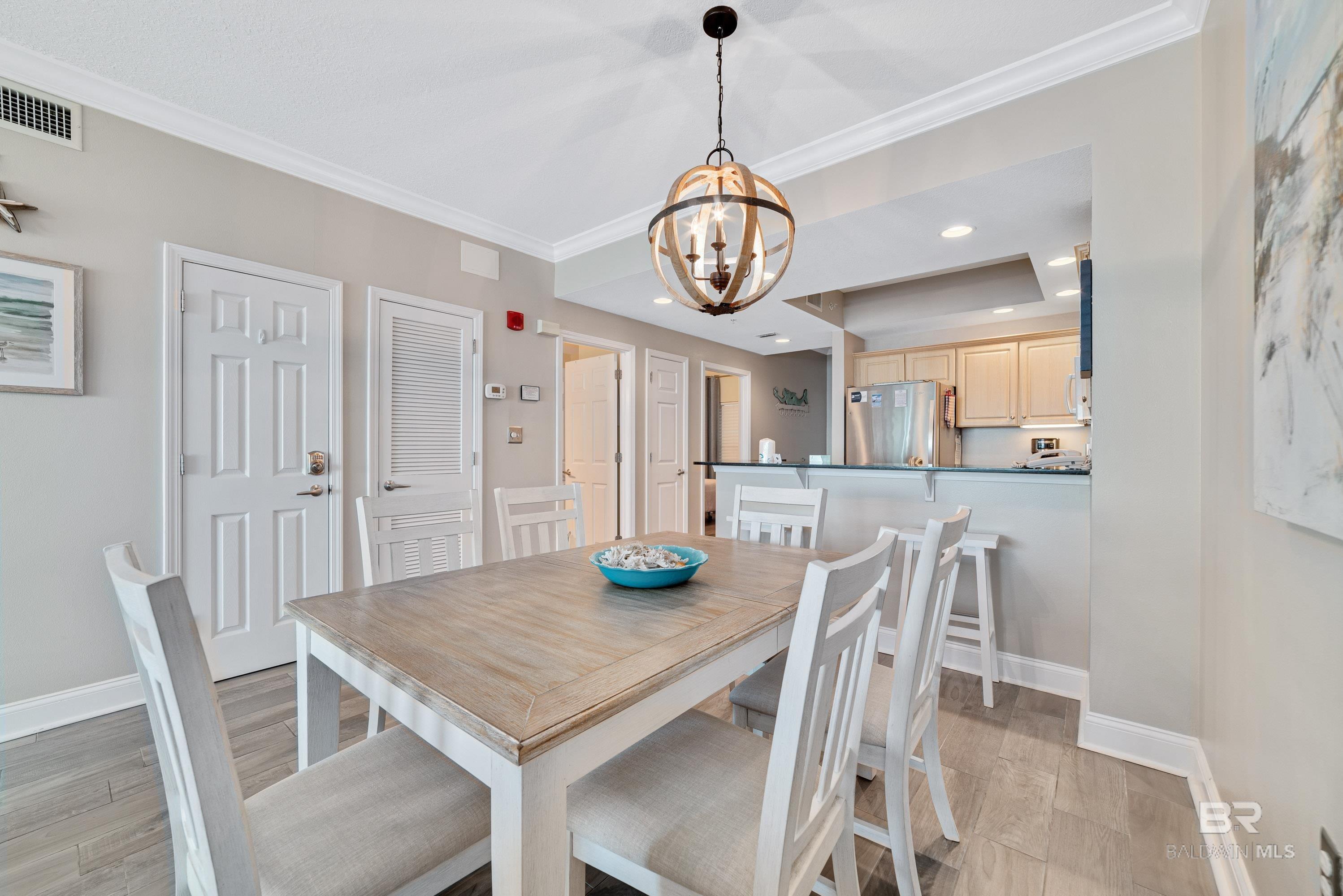 921 W Beach Boulevard 1106