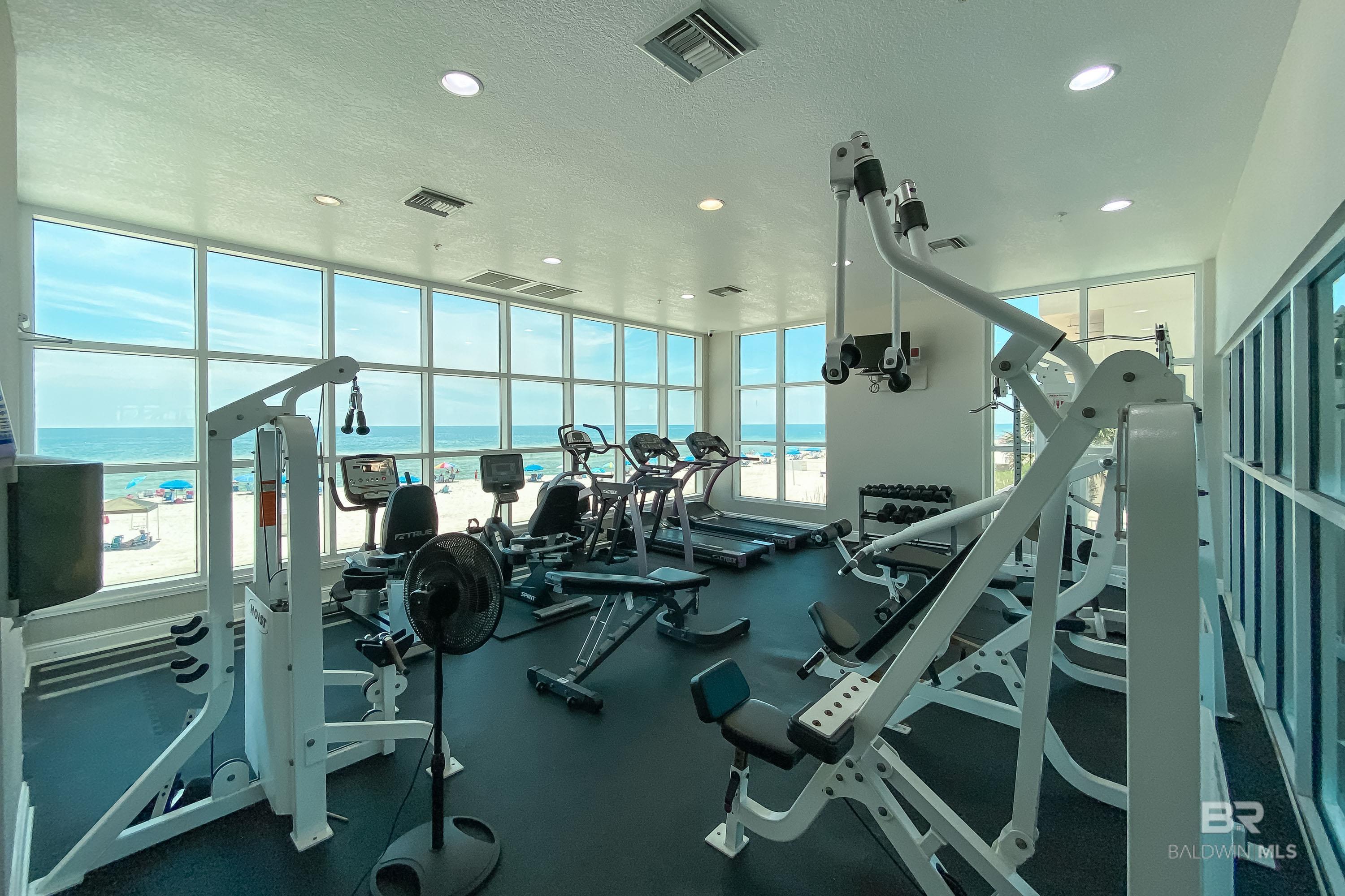 921 W Beach Boulevard 1106