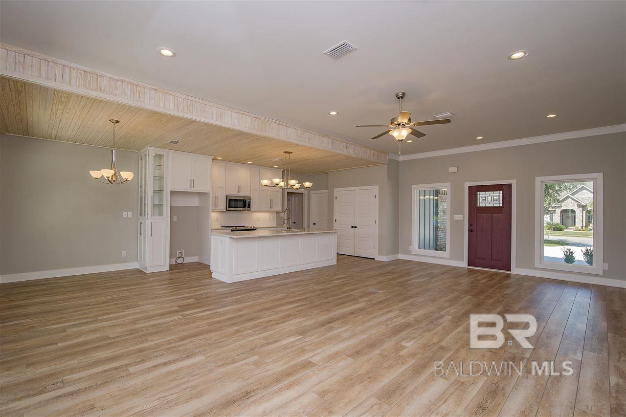 23296 Dundee Circle