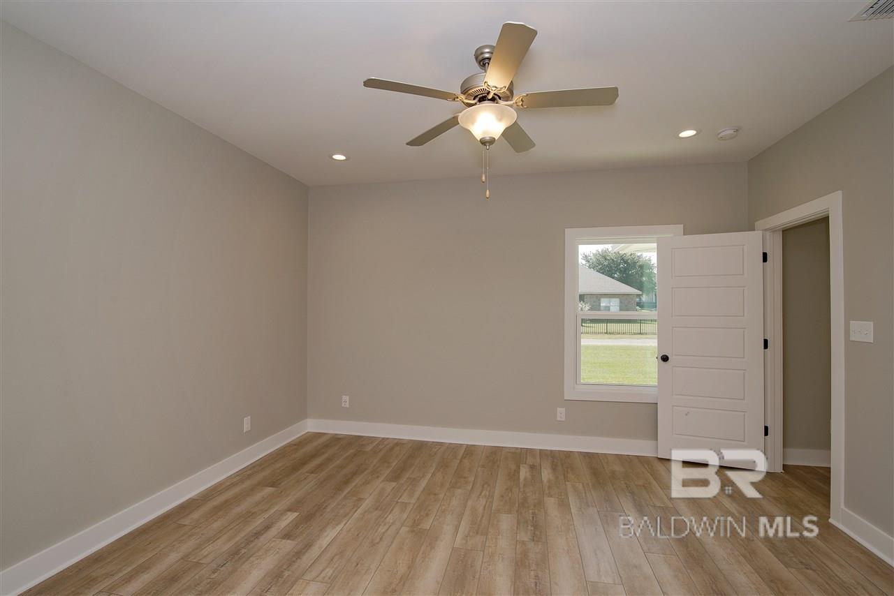 23296 Dundee Circle