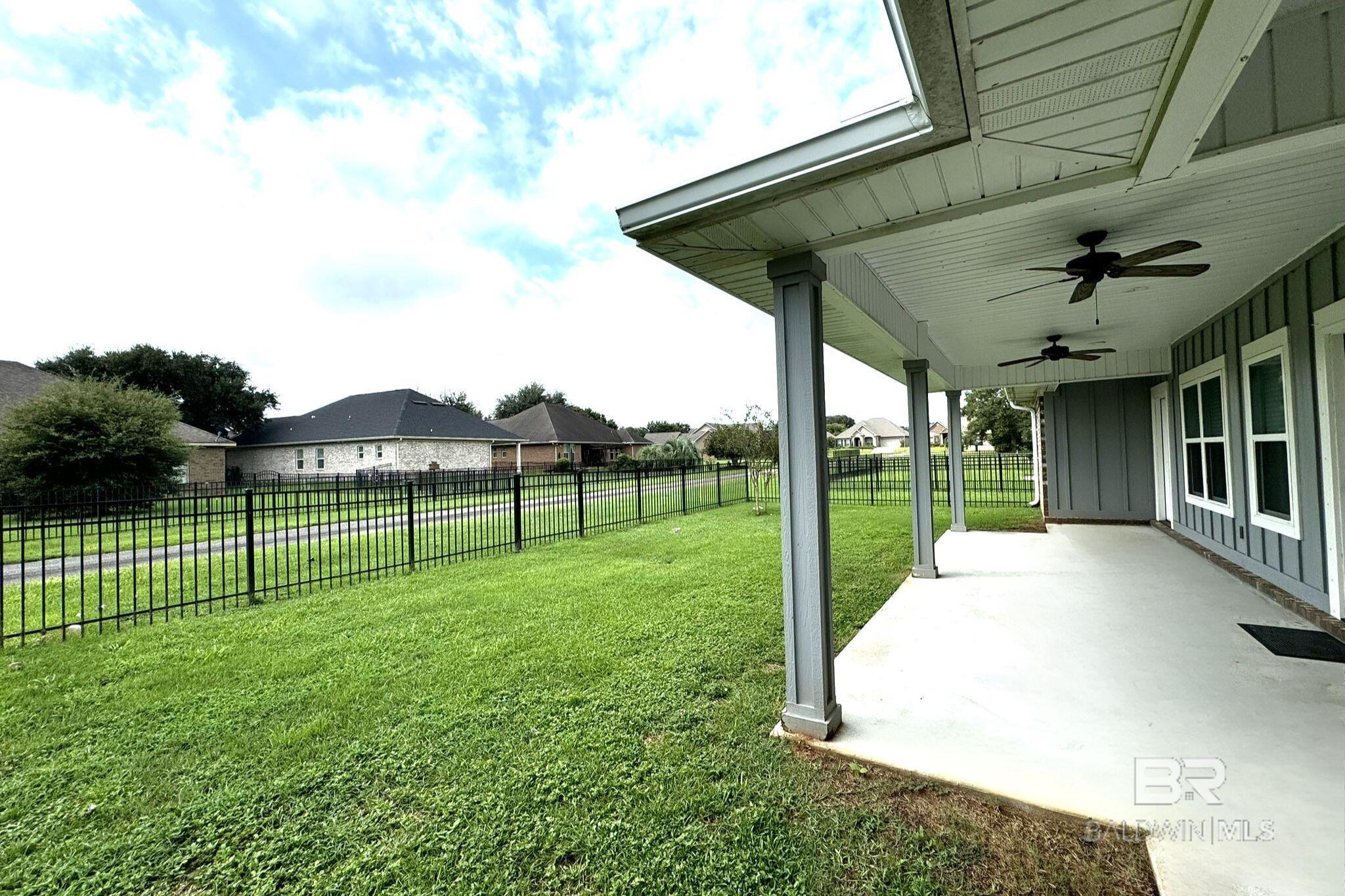 23296 Dundee Circle