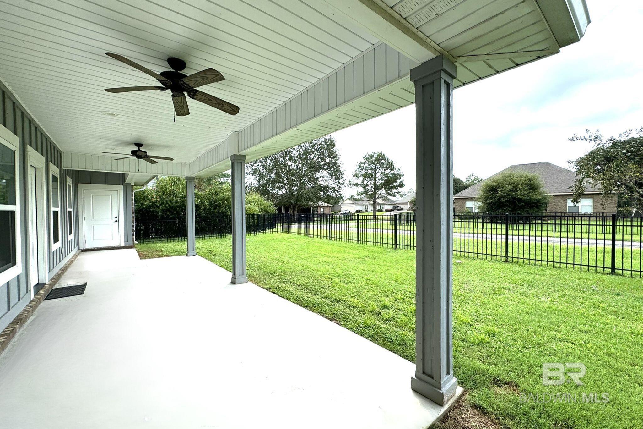 23296 Dundee Circle