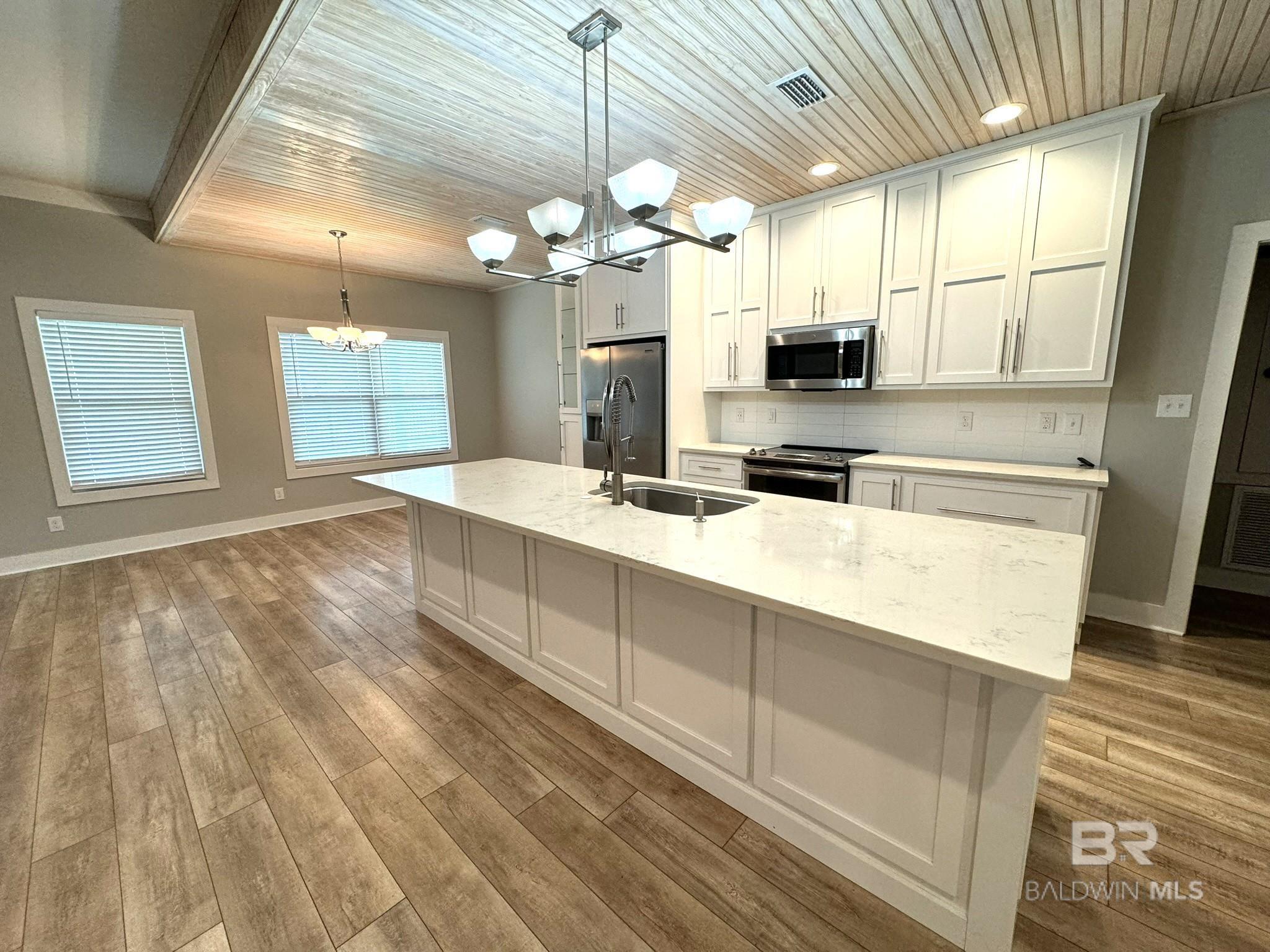 23296 Dundee Circle