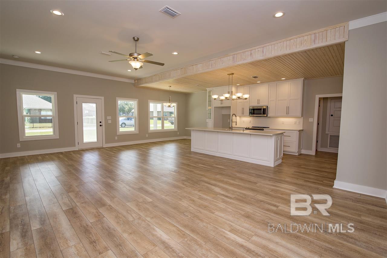 23296 Dundee Circle