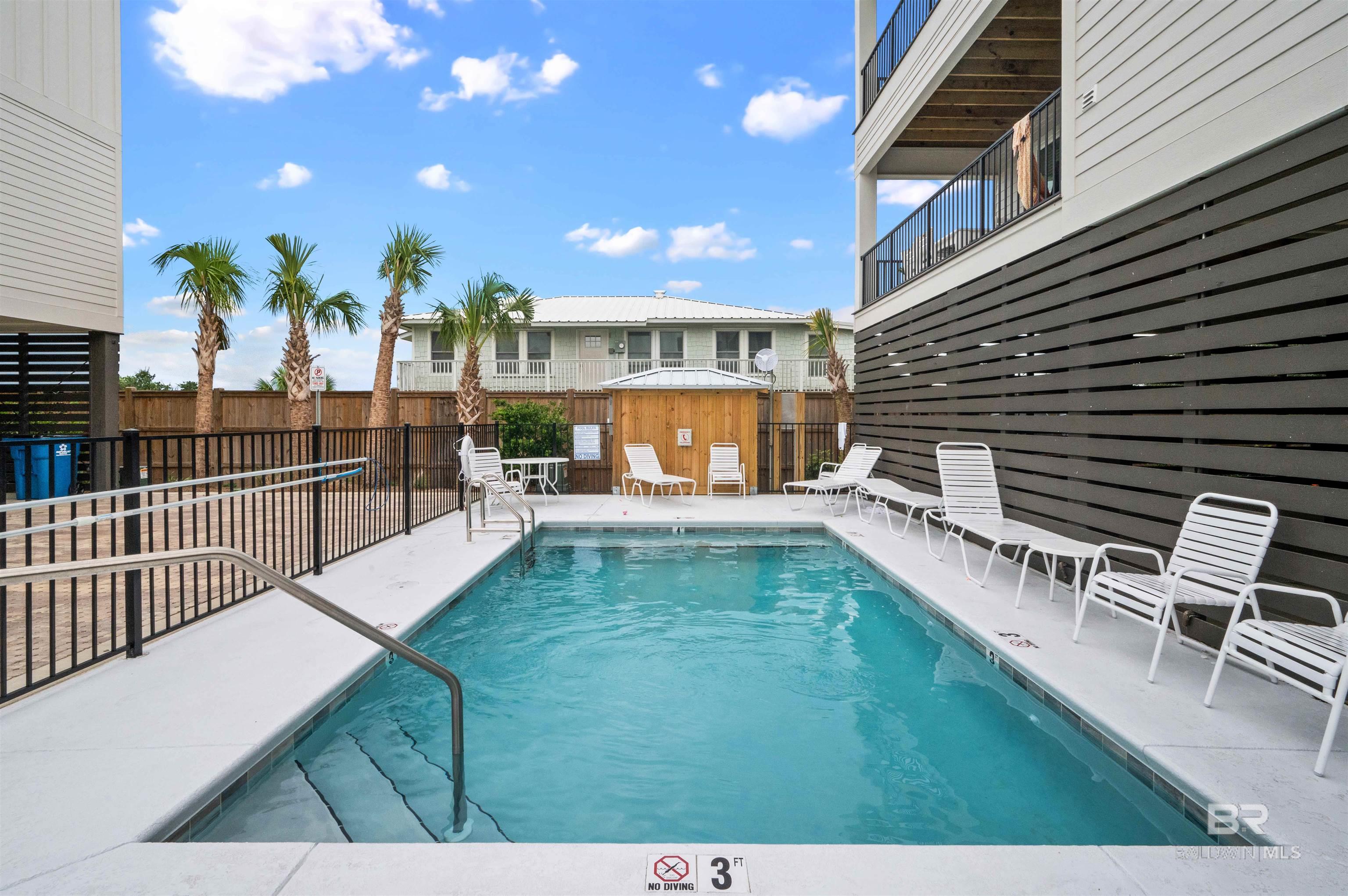 1476 Sandpiper Lane B