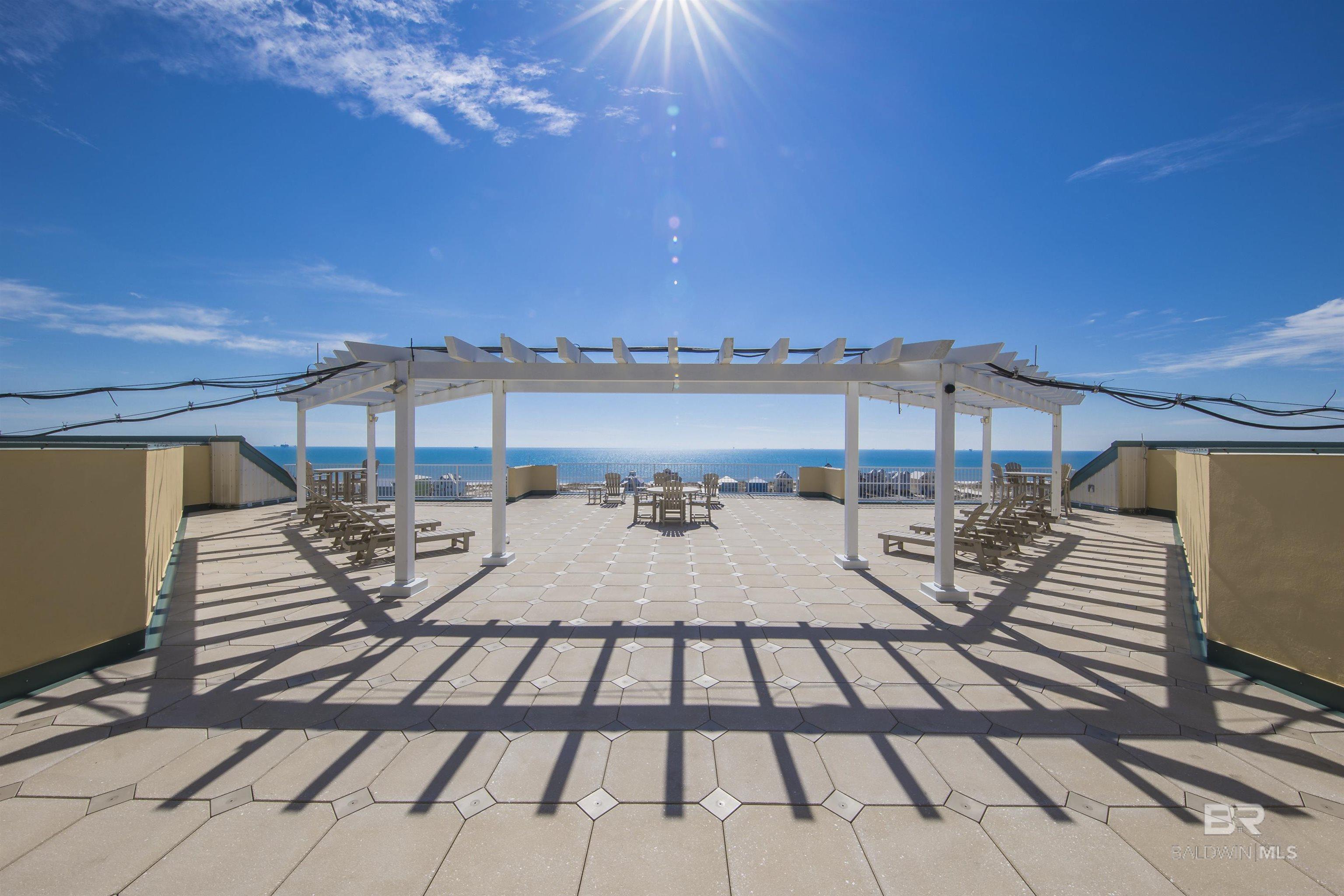 453 Dune Drive 404