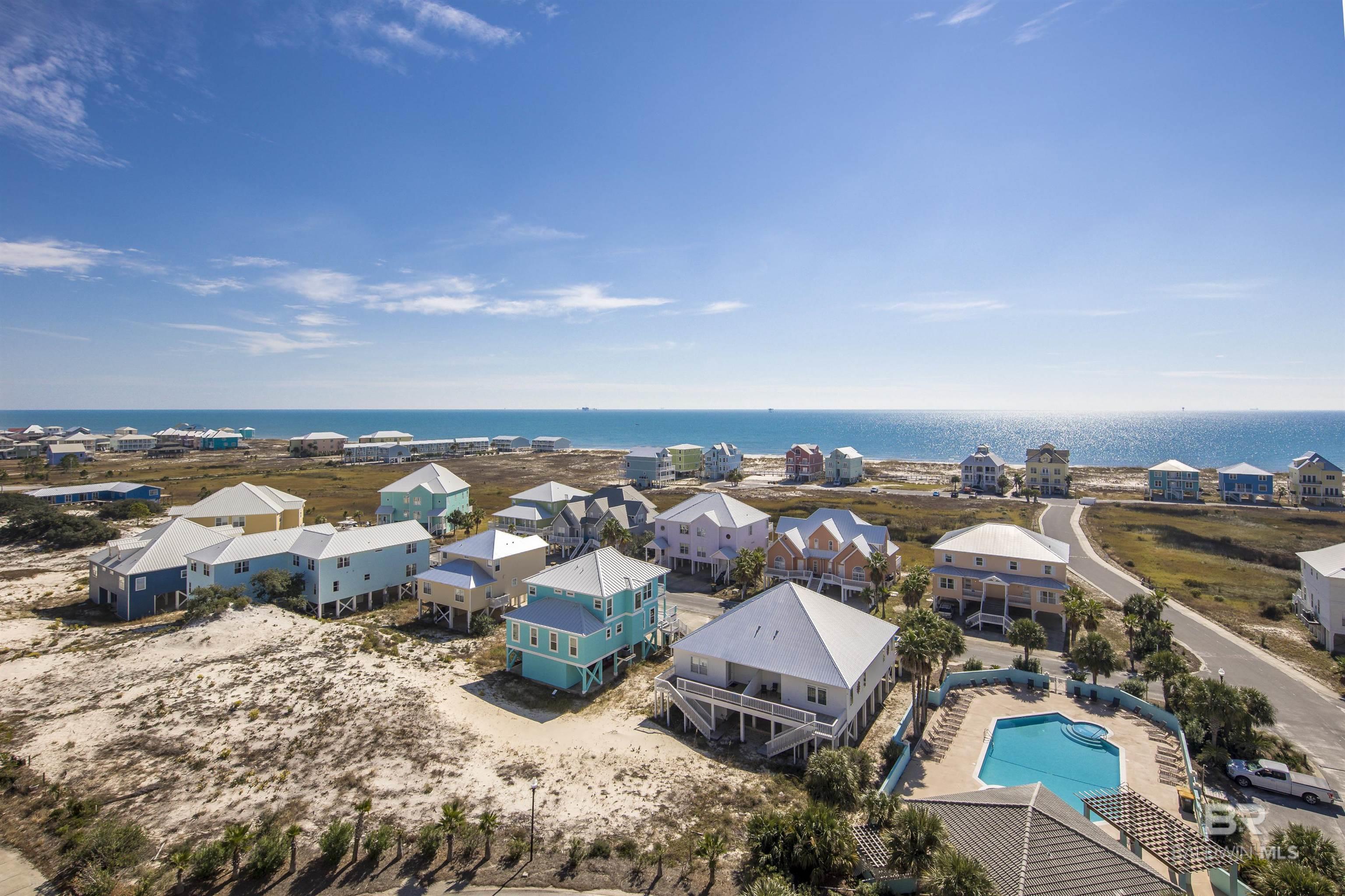 453 Dune Drive 404