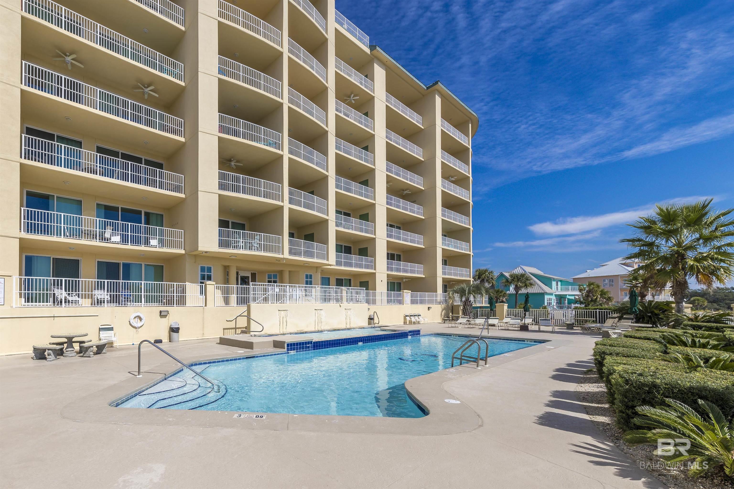 453 Dune Drive 404
