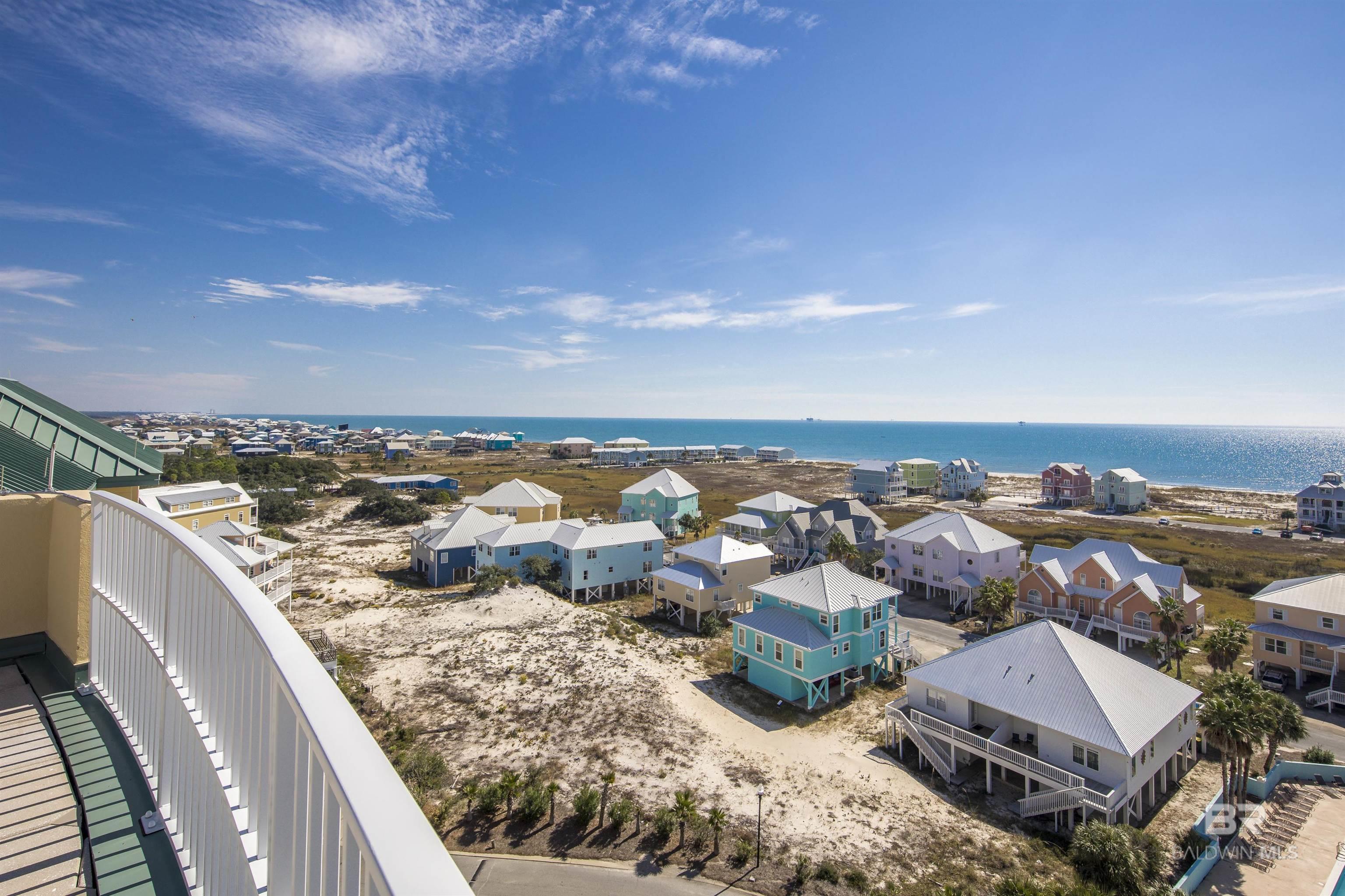 453 Dune Drive 404